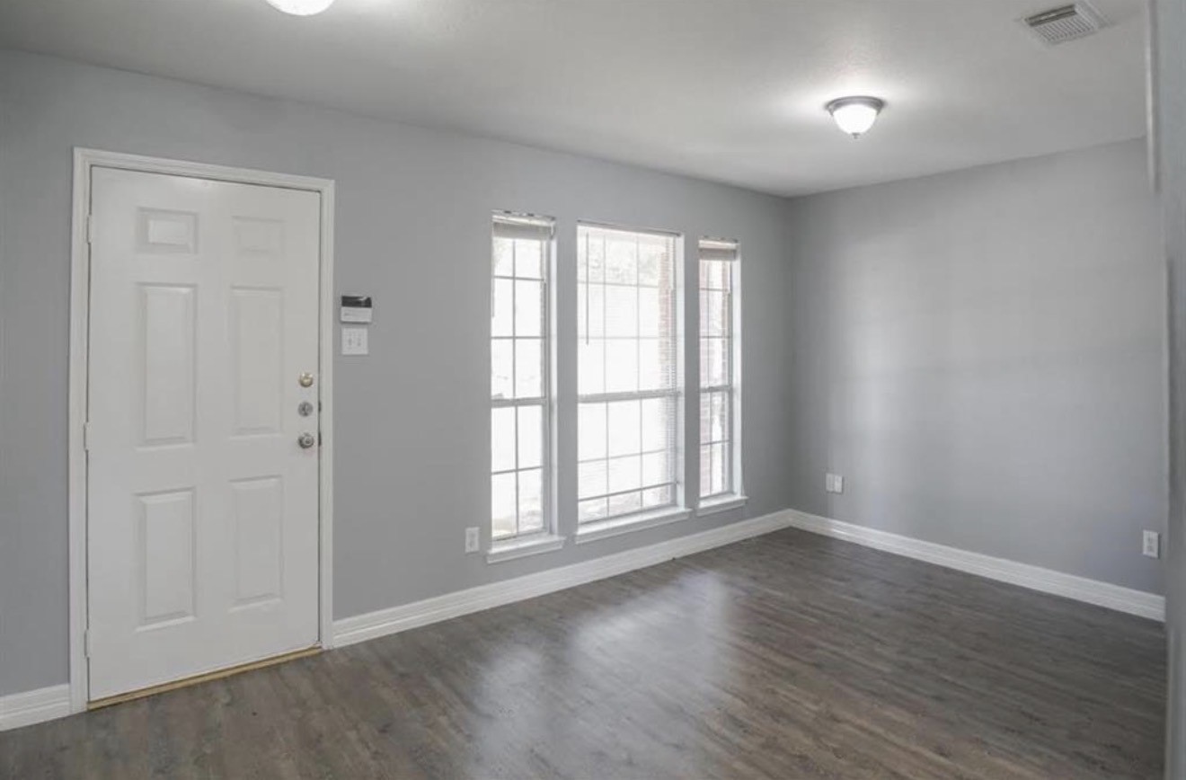 5007 Amorgas Isle Drive Property Photo 3