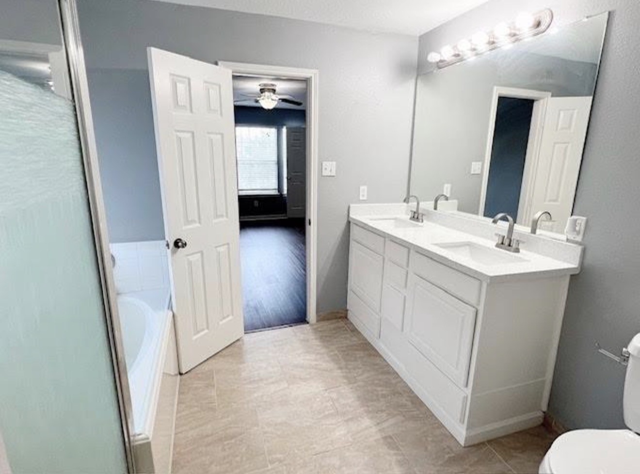 5007 Amorgas Isle Drive Property Photo 19