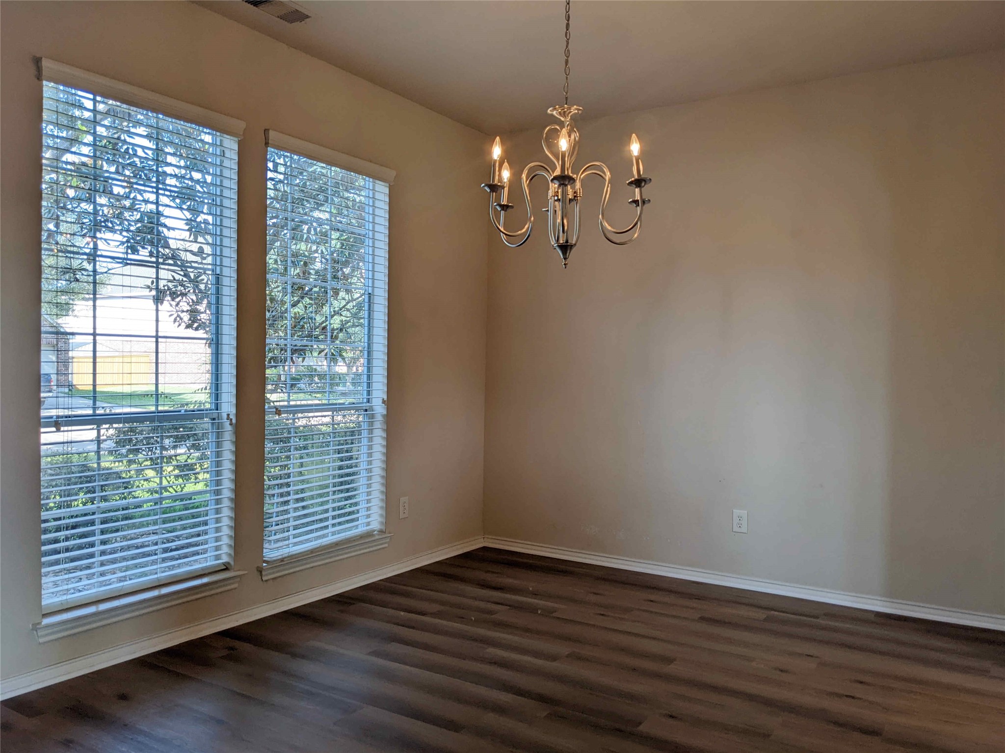 13610 Orchard Wind Lane Property Photo 3