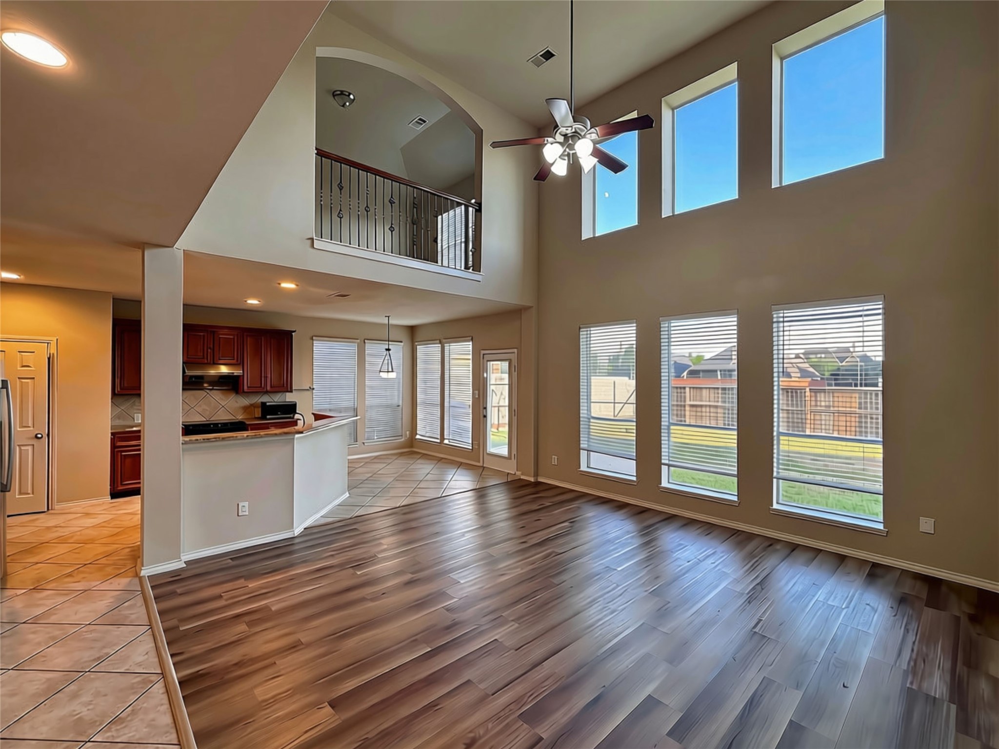 13610 Orchard Wind Lane Property Photo 4