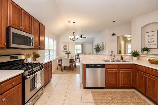30406 Mesa Valley Drive Property Photo 5