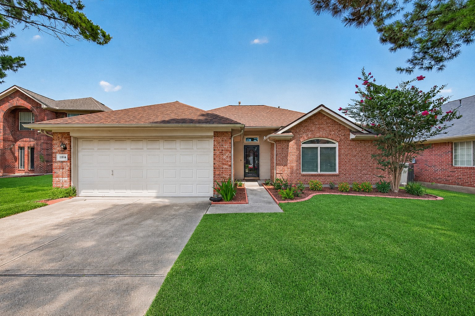 11814 Copperas Creek Drive Property Photo 1