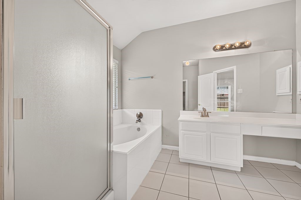 11814 Copperas Creek Drive Property Photo 21