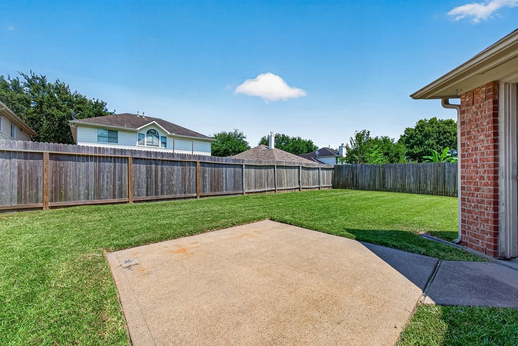 11814 Copperas Creek Drive Property Photo 34