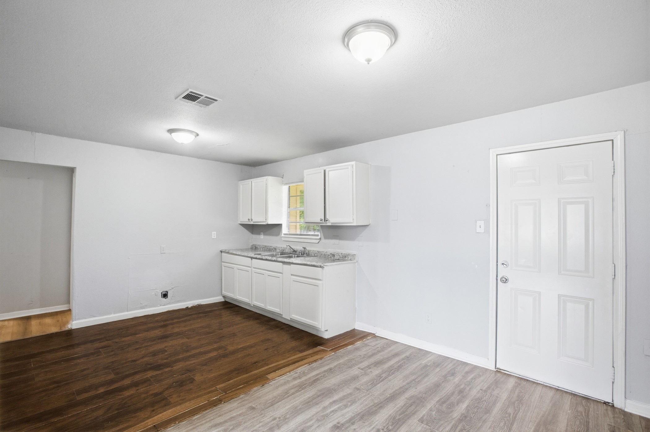 5326 Doulton Drive Property Photo 5