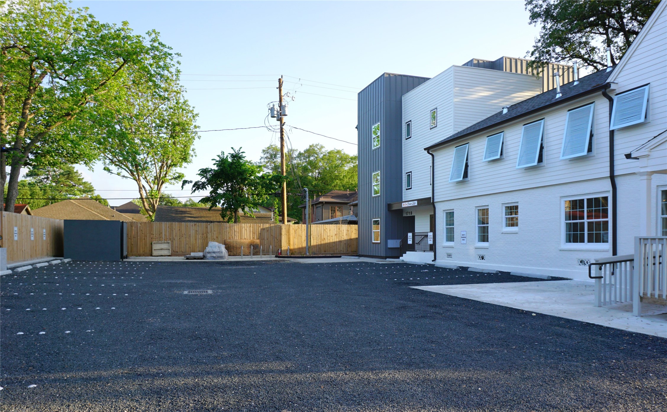 1719 Westheimer Road A Property Photo 11