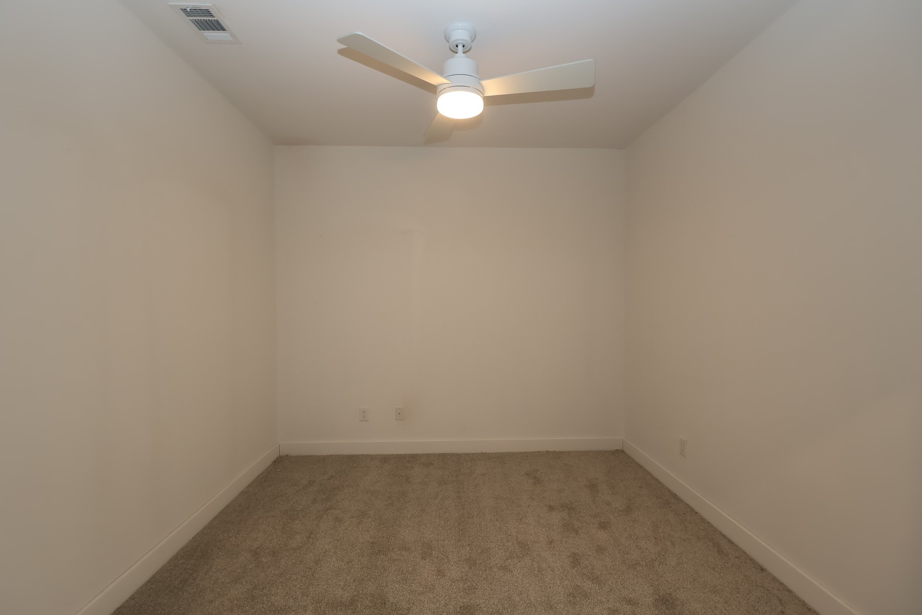 2903 Laguna Madre Place Property Photo 4
