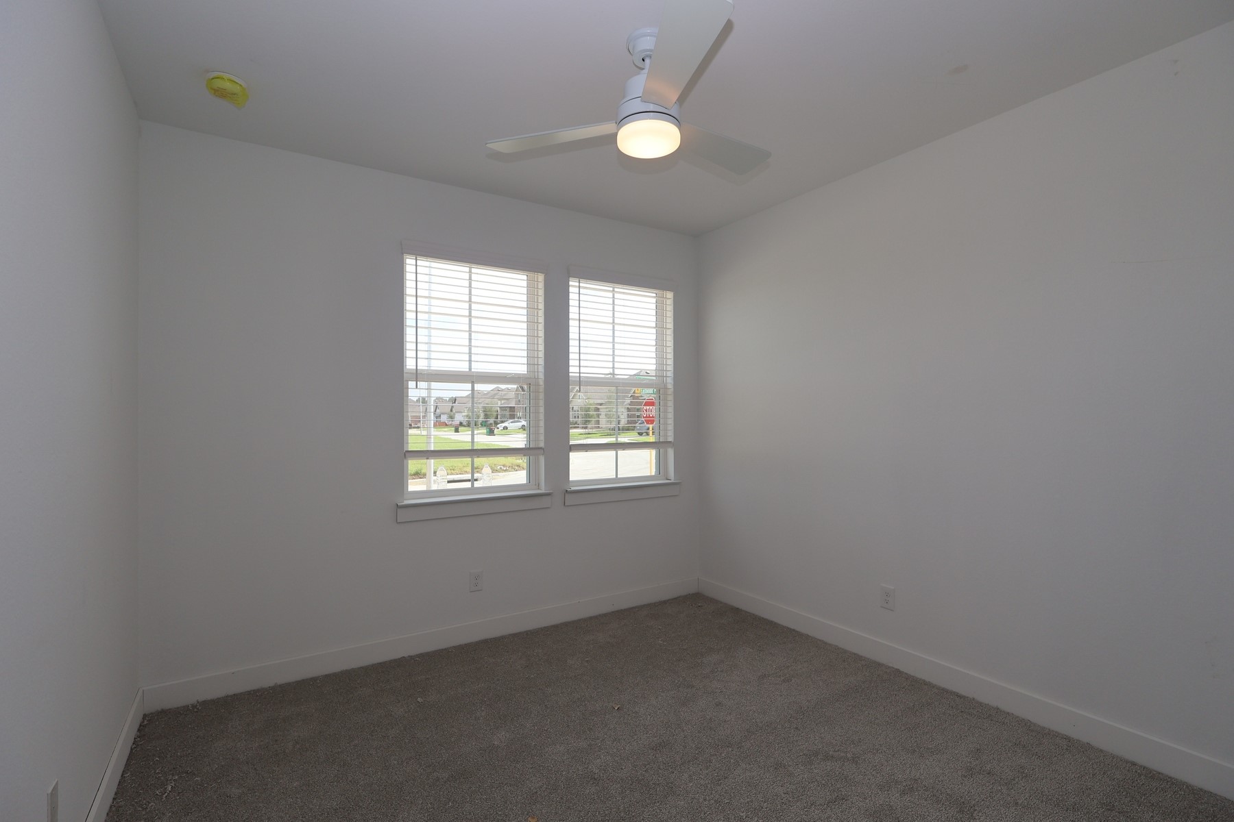 2903 Laguna Madre Place Property Photo 12