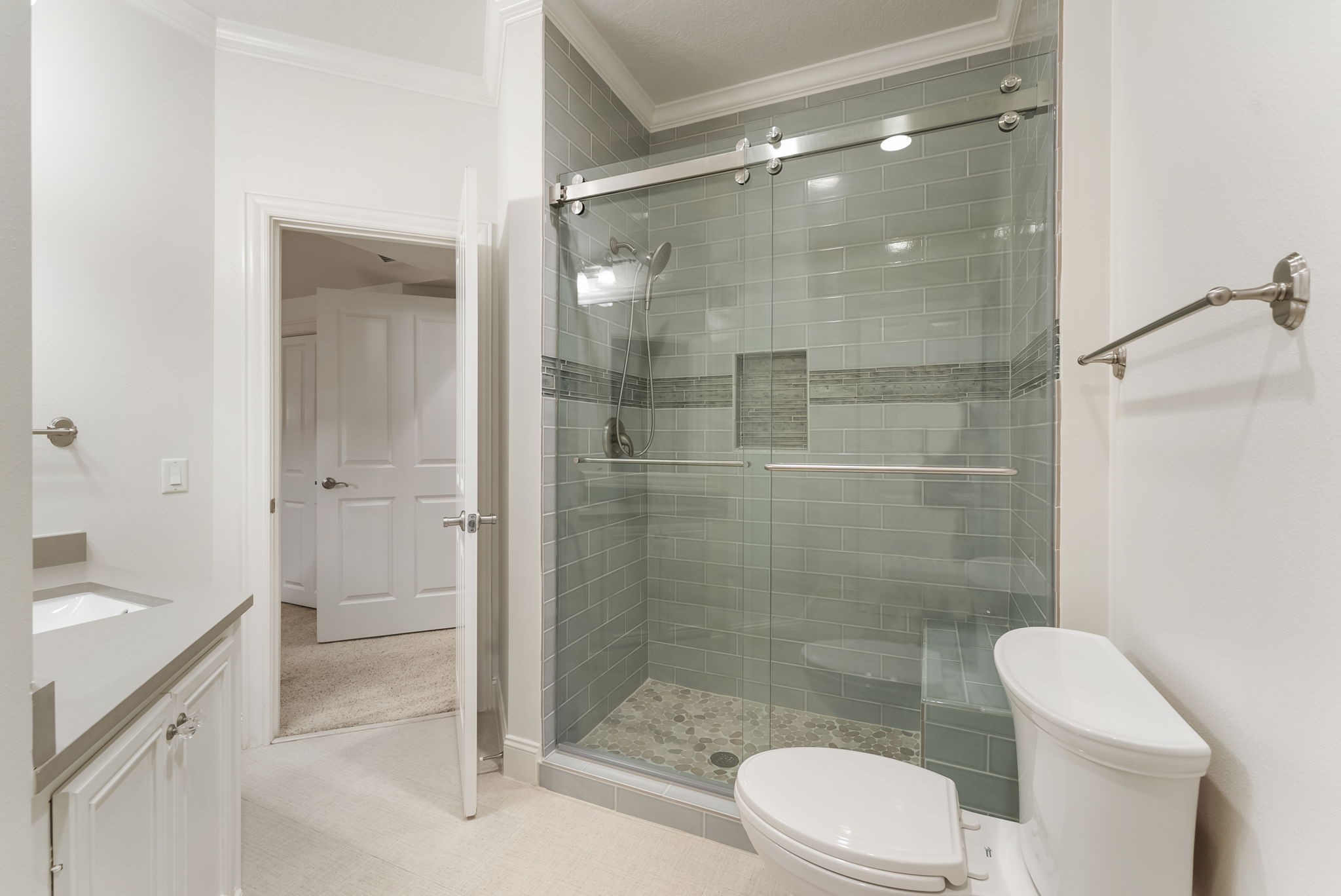 2 Hunnewell Way Property Photo 28