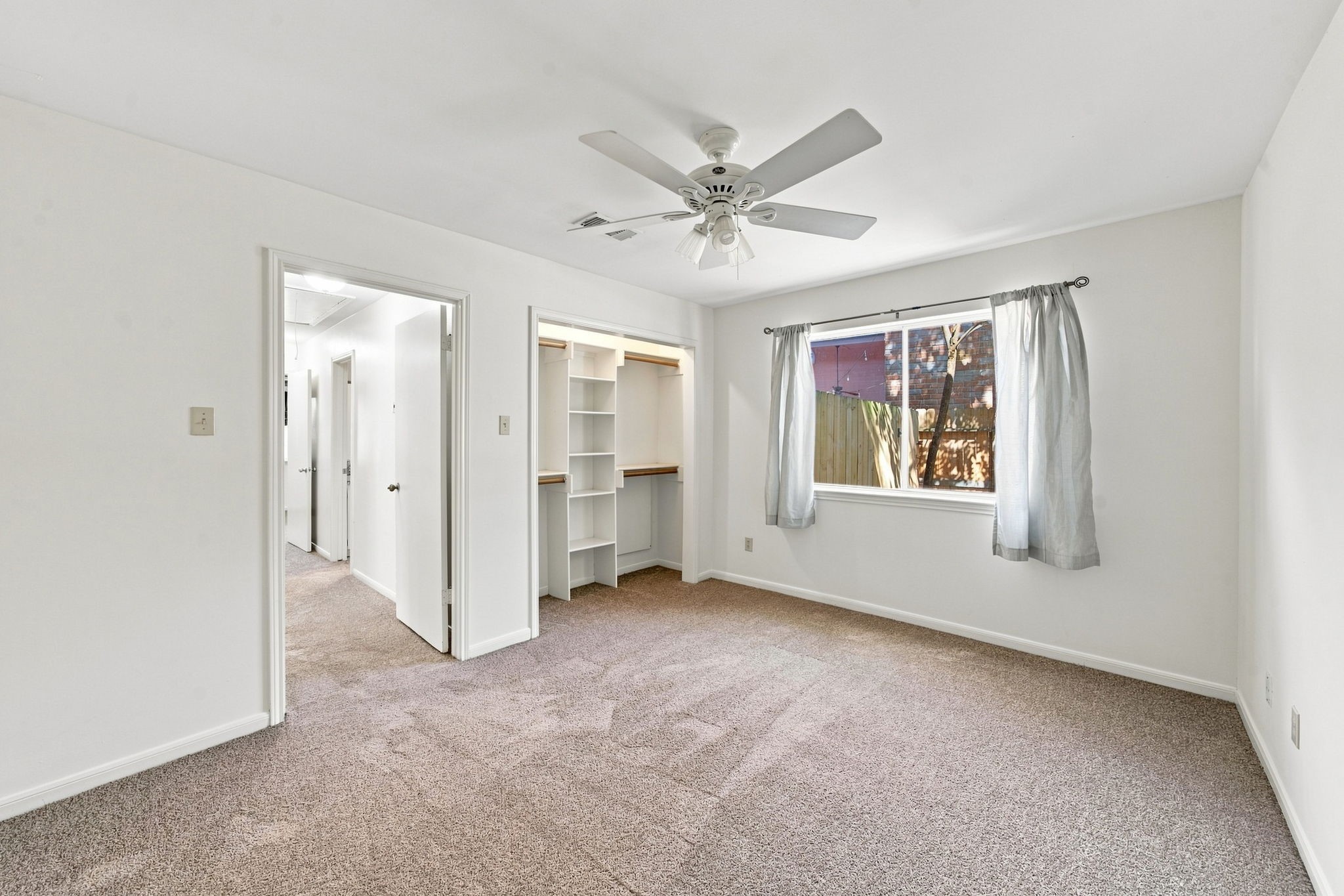 14815 Inverrary Drive Property Photo 12