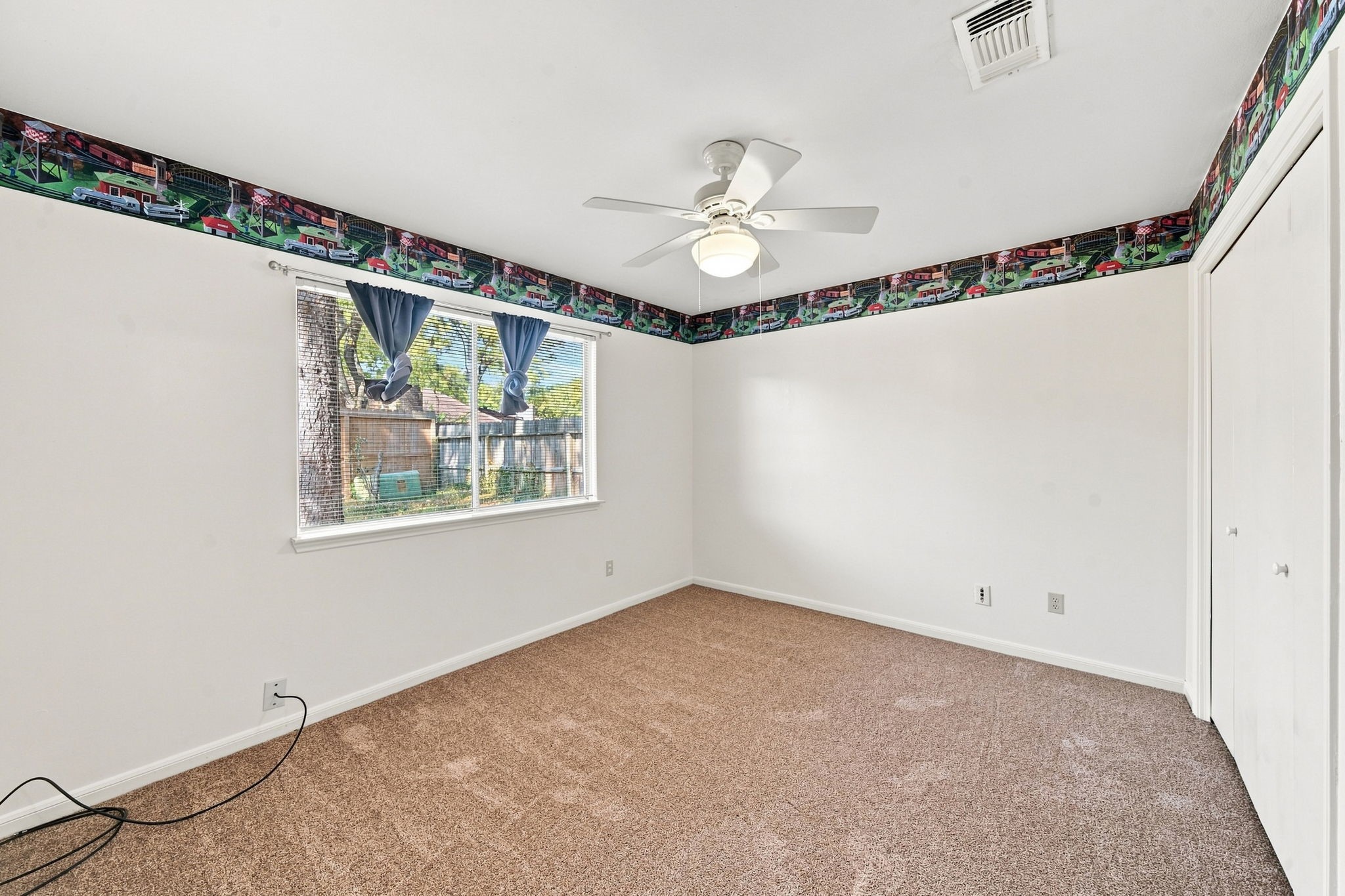 14815 Inverrary Drive Property Photo 13