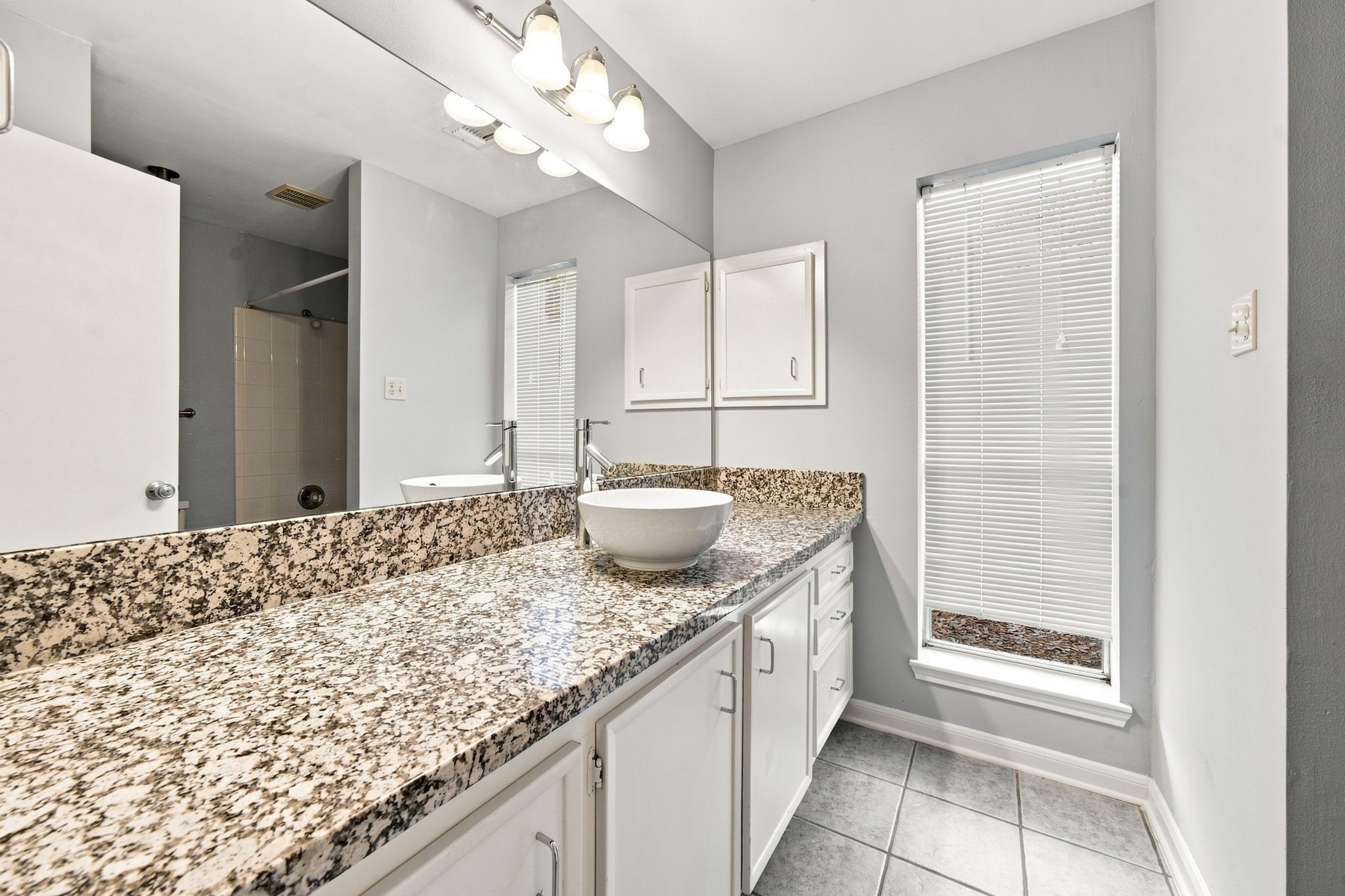 14815 Inverrary Drive Property Photo 14