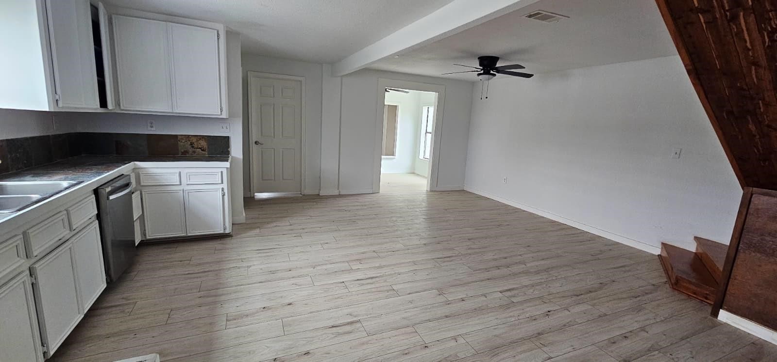 2786 Old Columbus Road N Property Photo 2