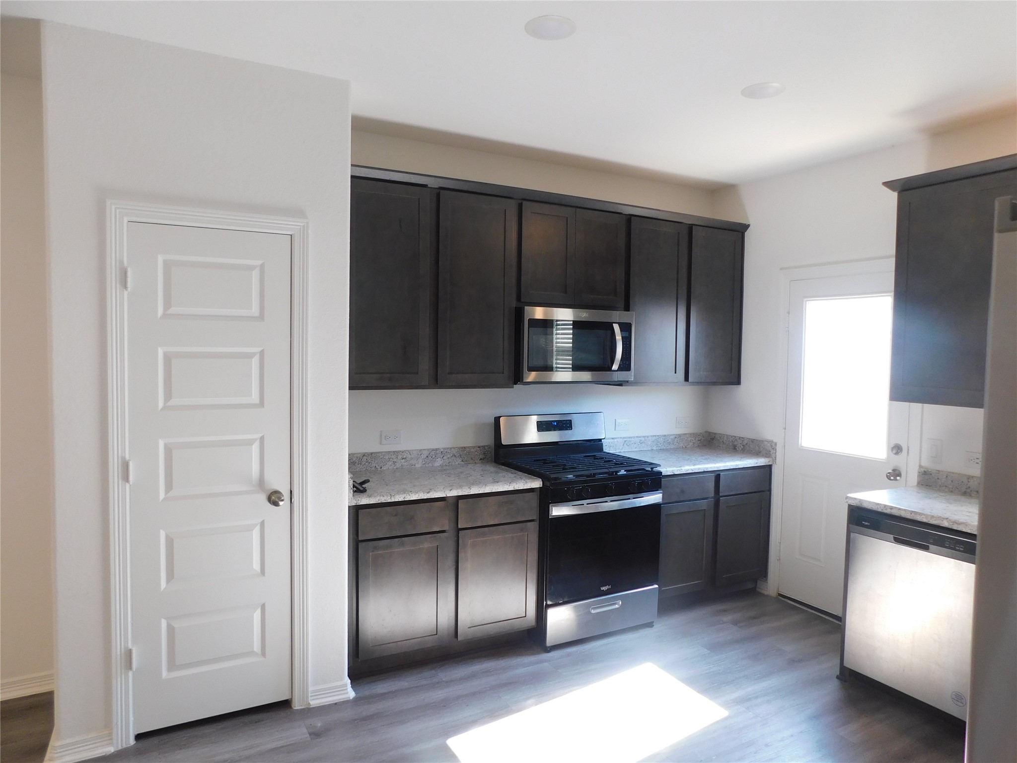 16658 Moss Lane Property Photo 14