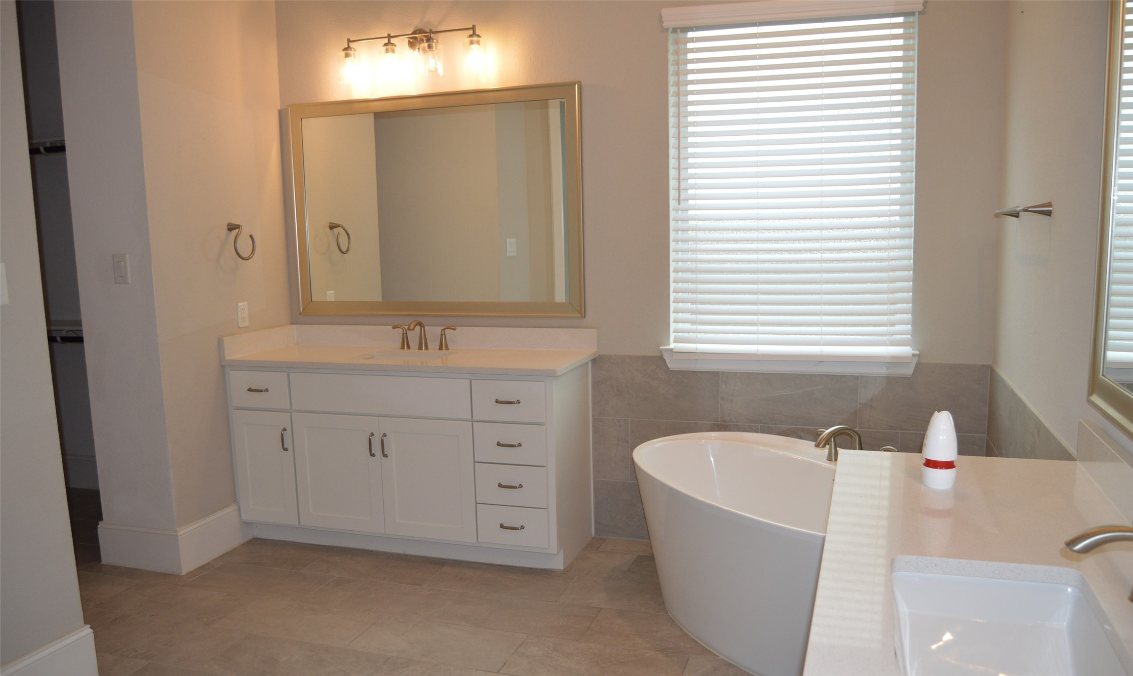 7022 San Bernard Trail Property Photo 10