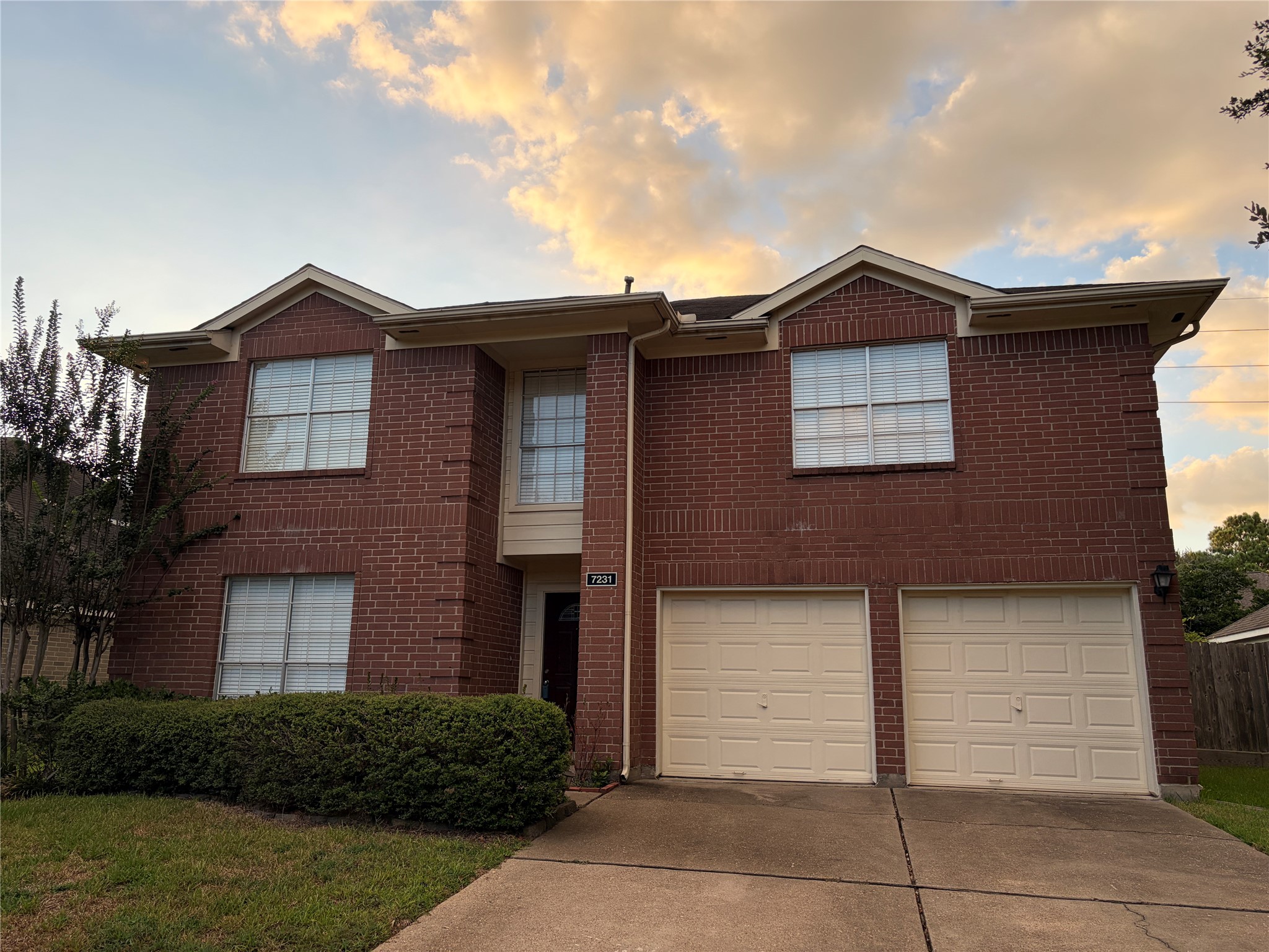 7231 Brockington Dr Drive Property Photo 1