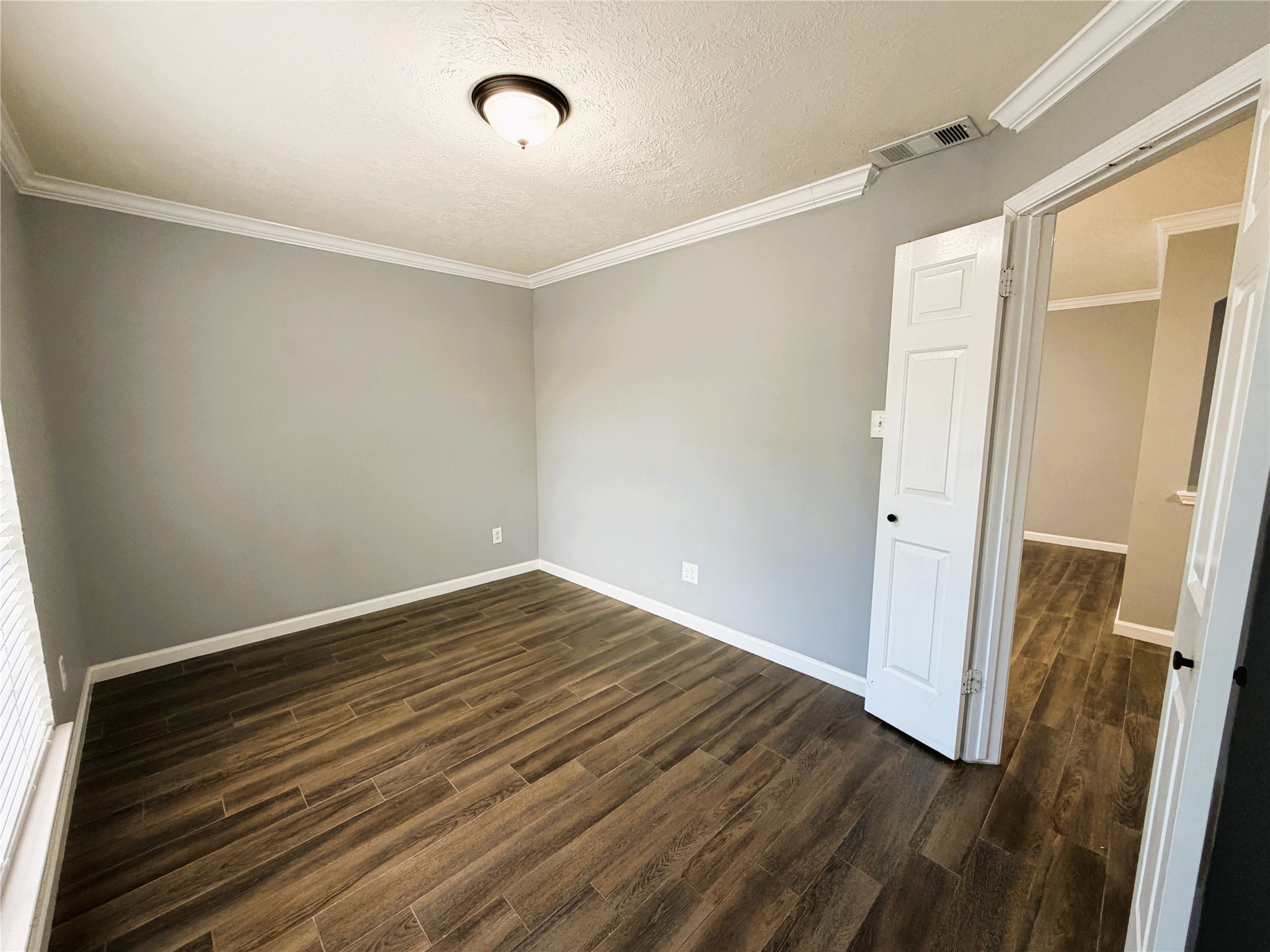 7231 Brockington Dr Drive Property Photo 3
