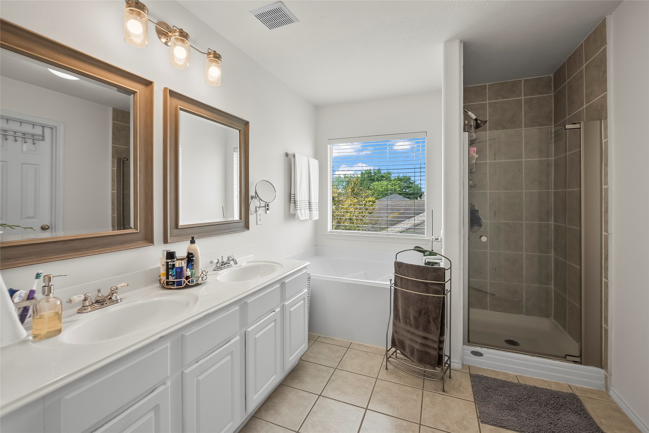 7806 Northfork Hollow Lane Property Photo 12