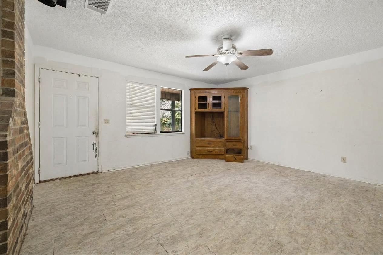 5962 Fm 555 Property Photo 6