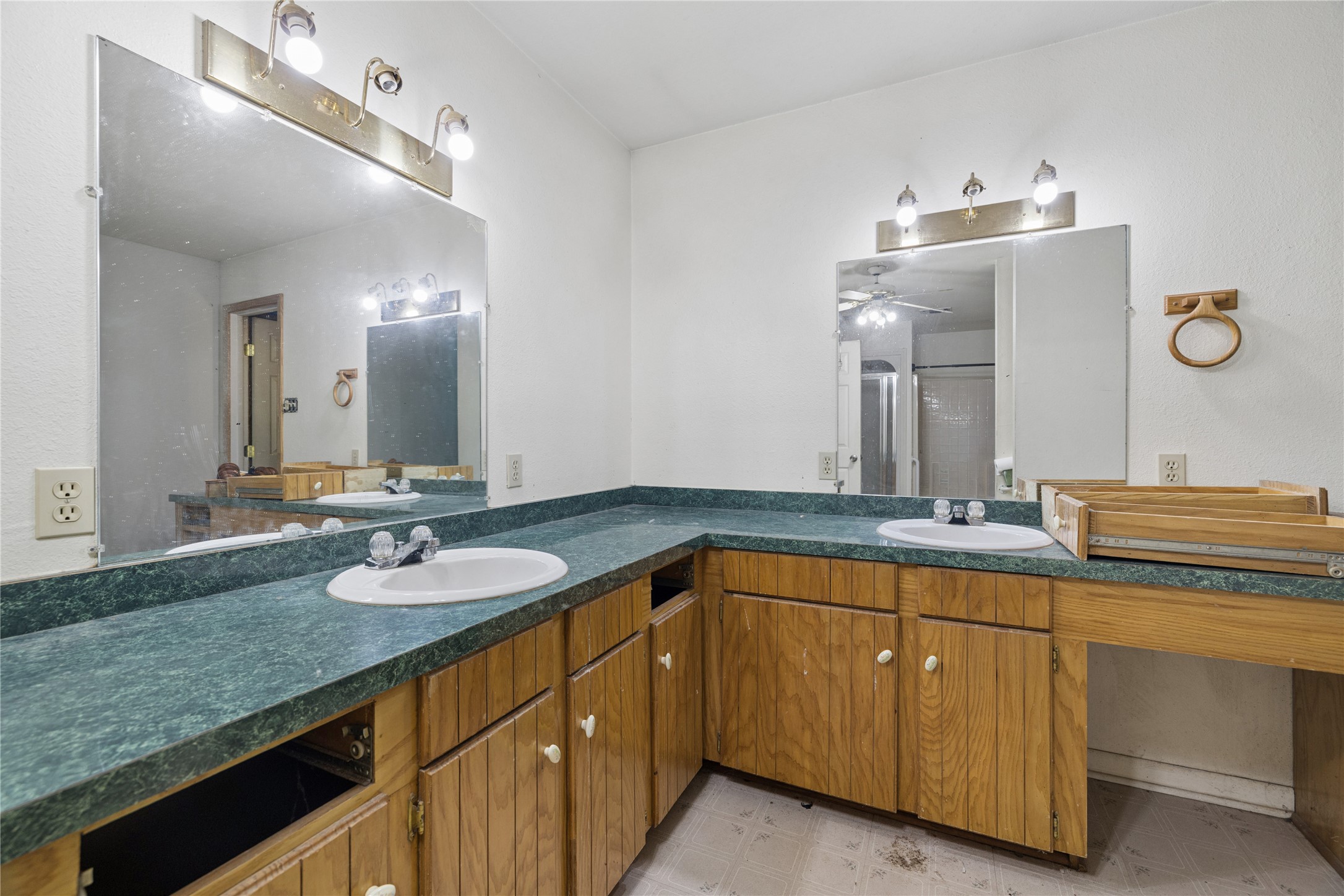 5962 Fm 555 Property Photo 18