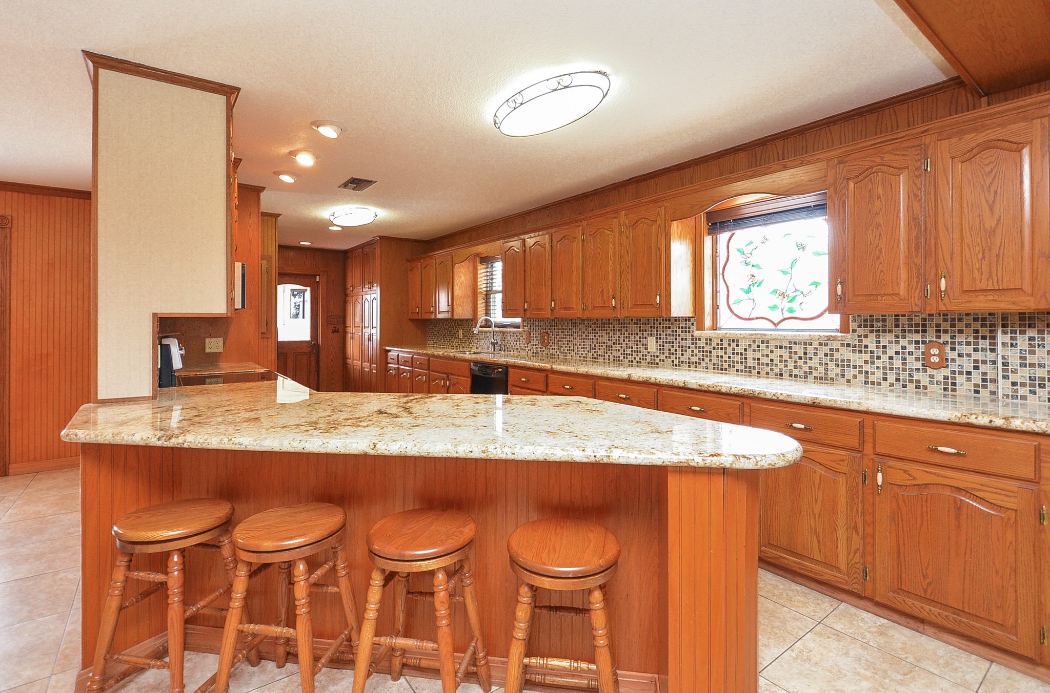 419 Western Acres Drive Property Photo 18
