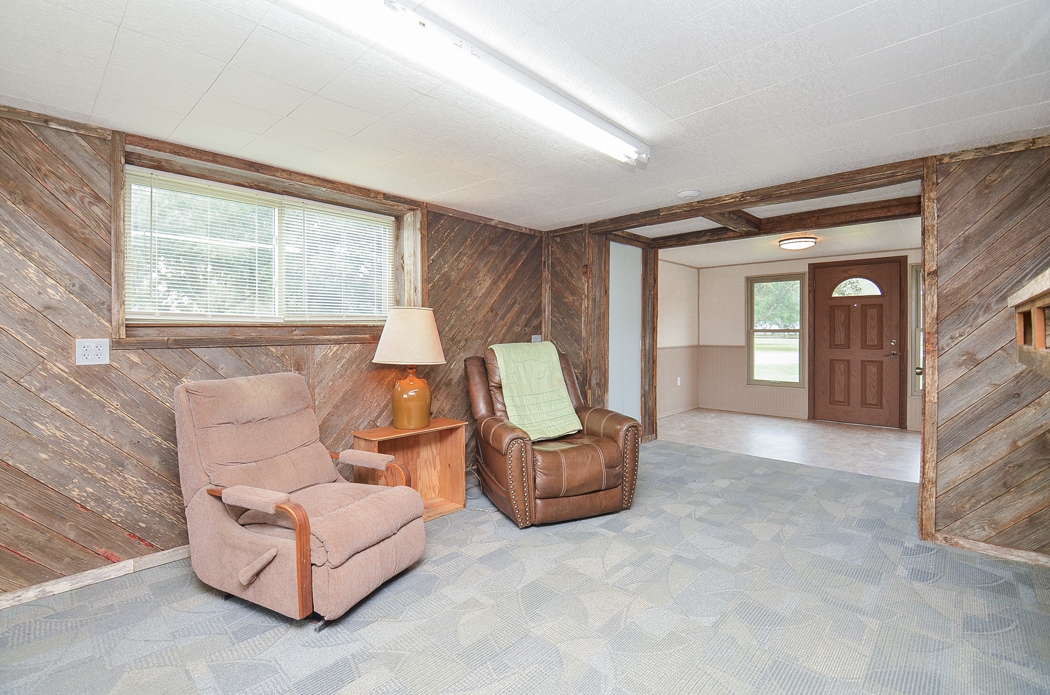 419 Western Acres Drive Property Photo 38