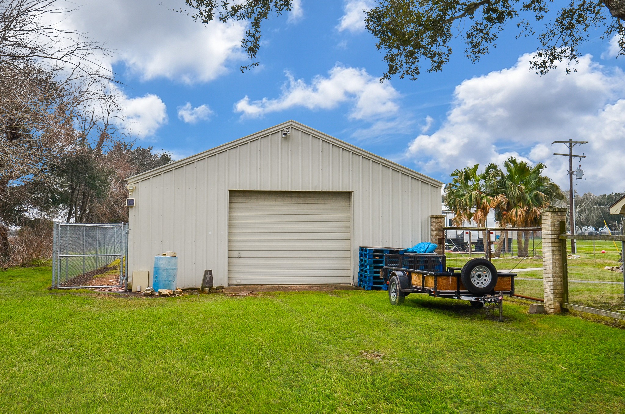 419 Western Acres Drive Property Photo 49