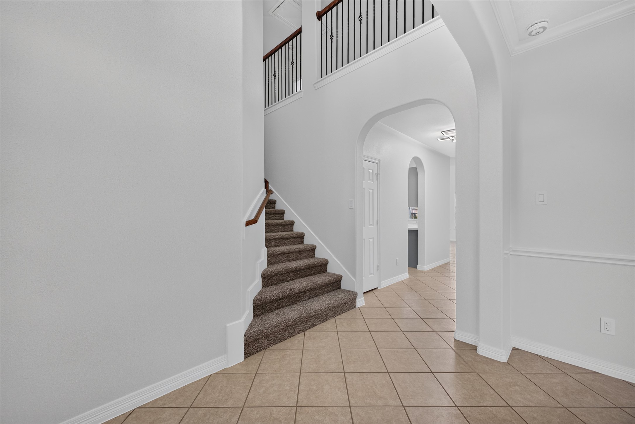 24542 Bella Veneza Drive Property Photo 8