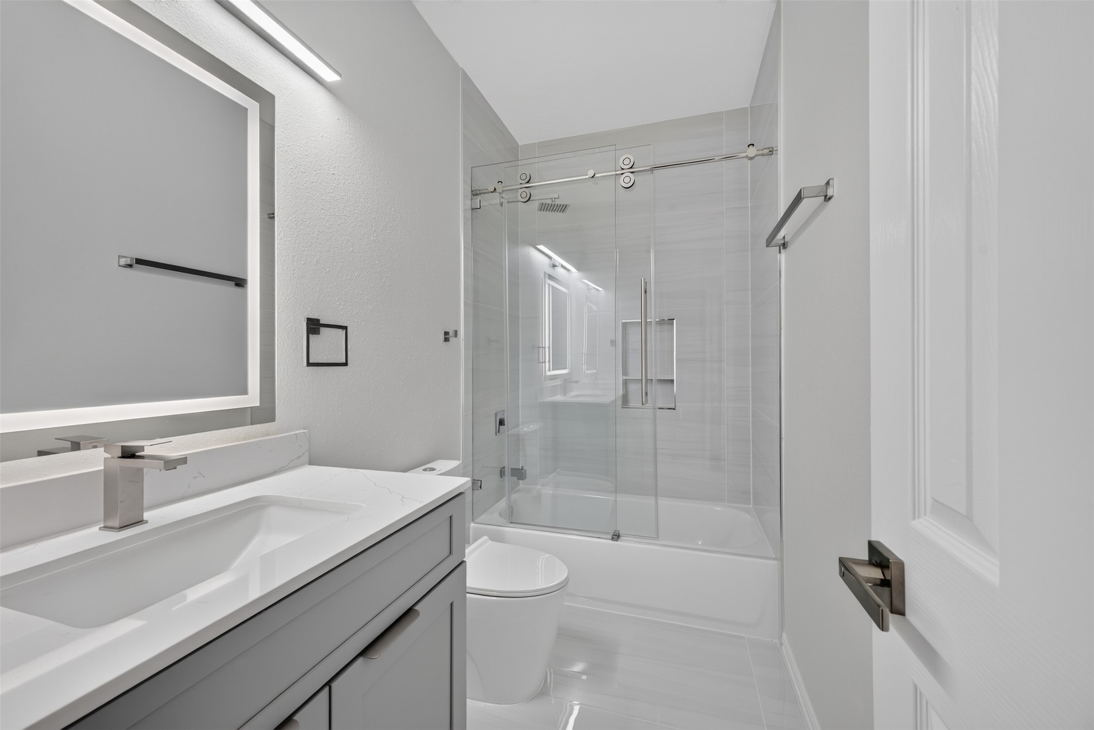 24542 Bella Veneza Drive Property Photo 15