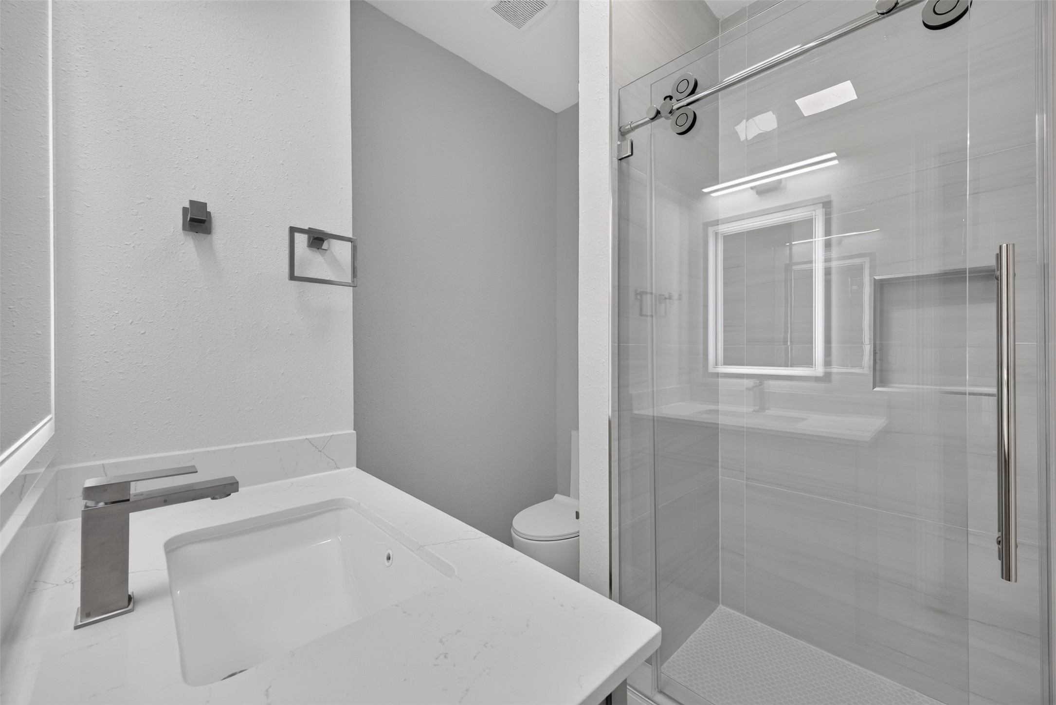 24542 Bella Veneza Drive Property Photo 16