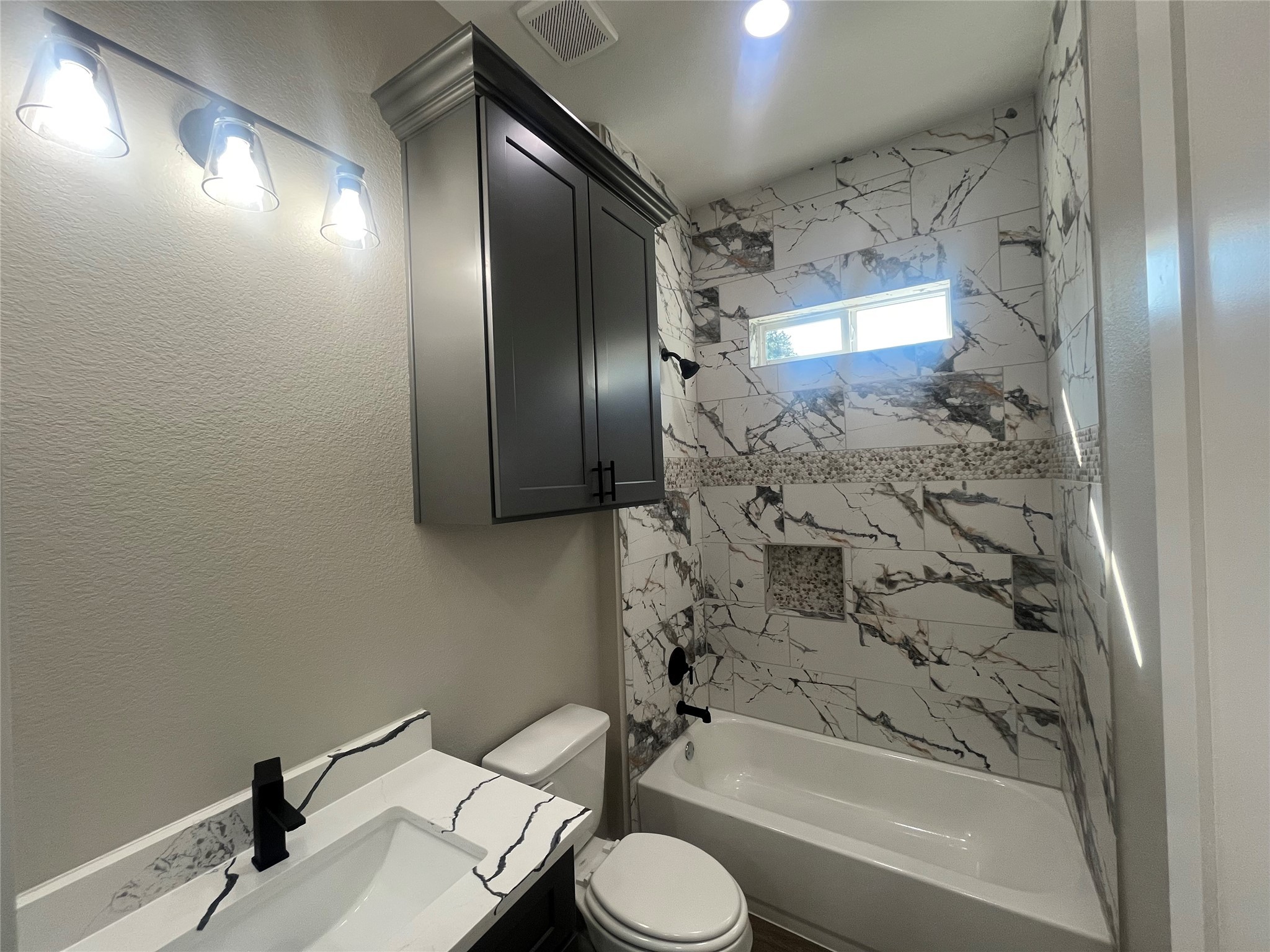 28807 Champion Oaks Dr Property Photo 11