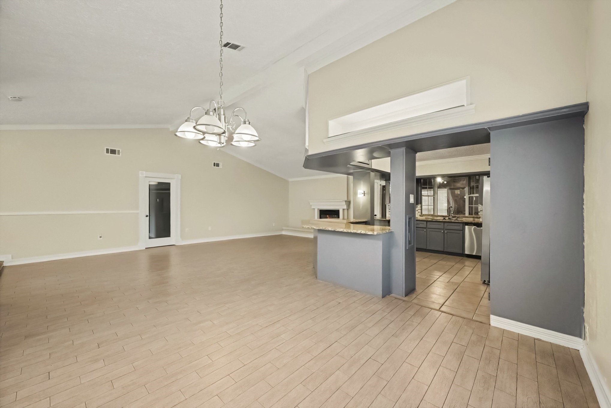 21619 Cimarron Parkway Property Photo 11