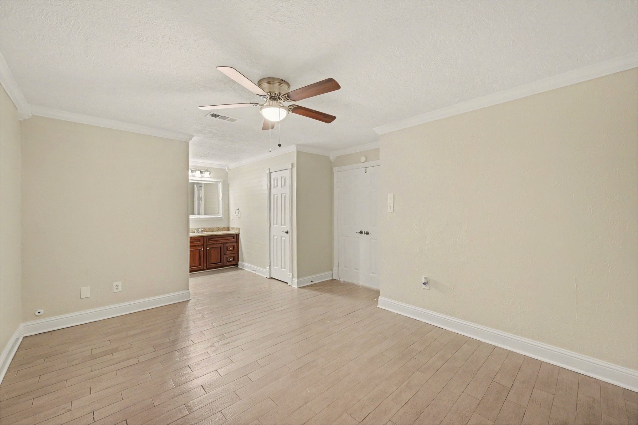 21619 Cimarron Parkway Property Photo 15
