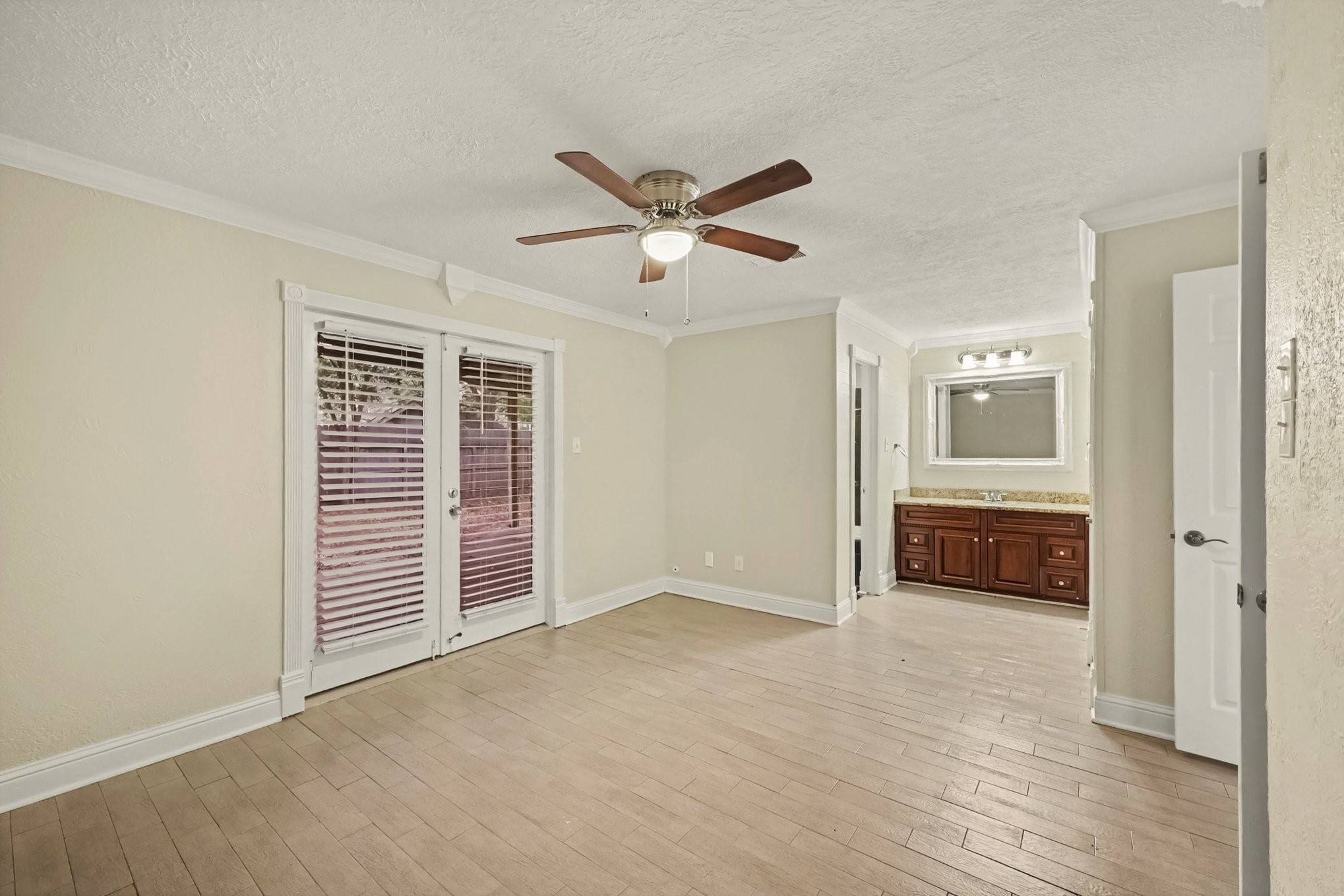 21619 Cimarron Parkway Property Photo 16