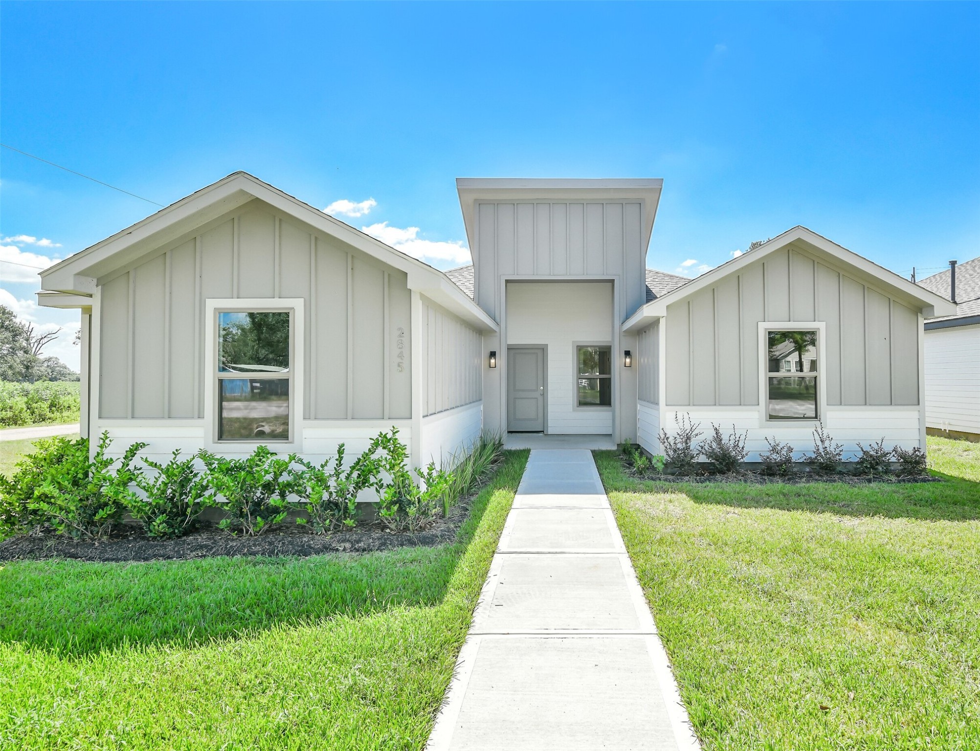 2845 14th Street Property Photo 1