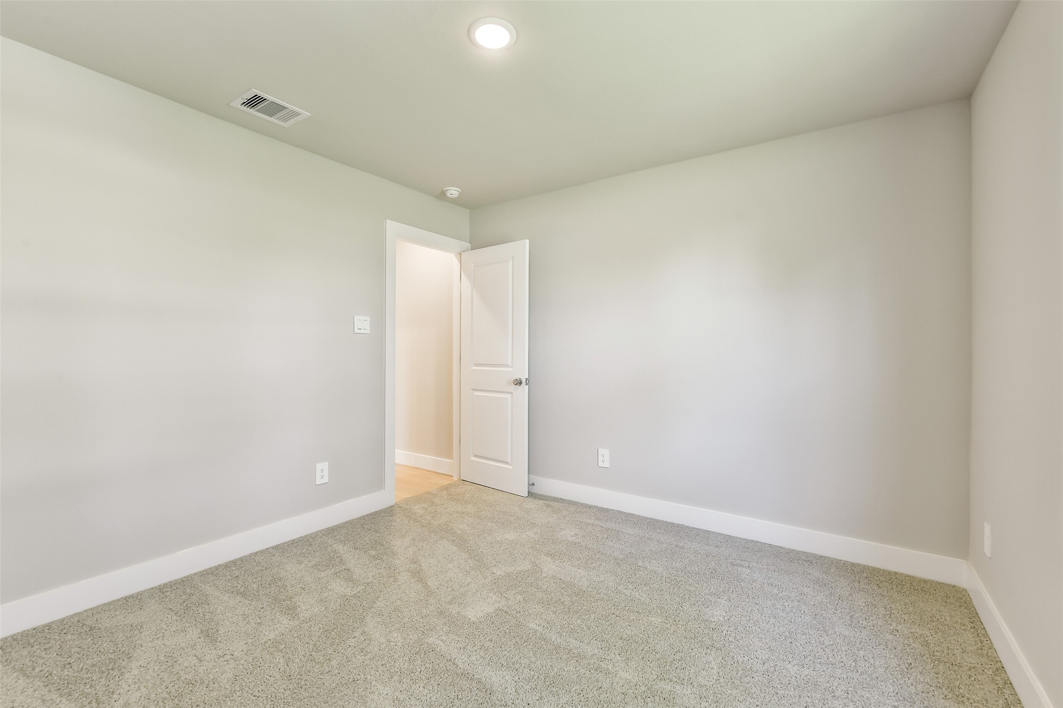 2845 14th Street Property Photo 29