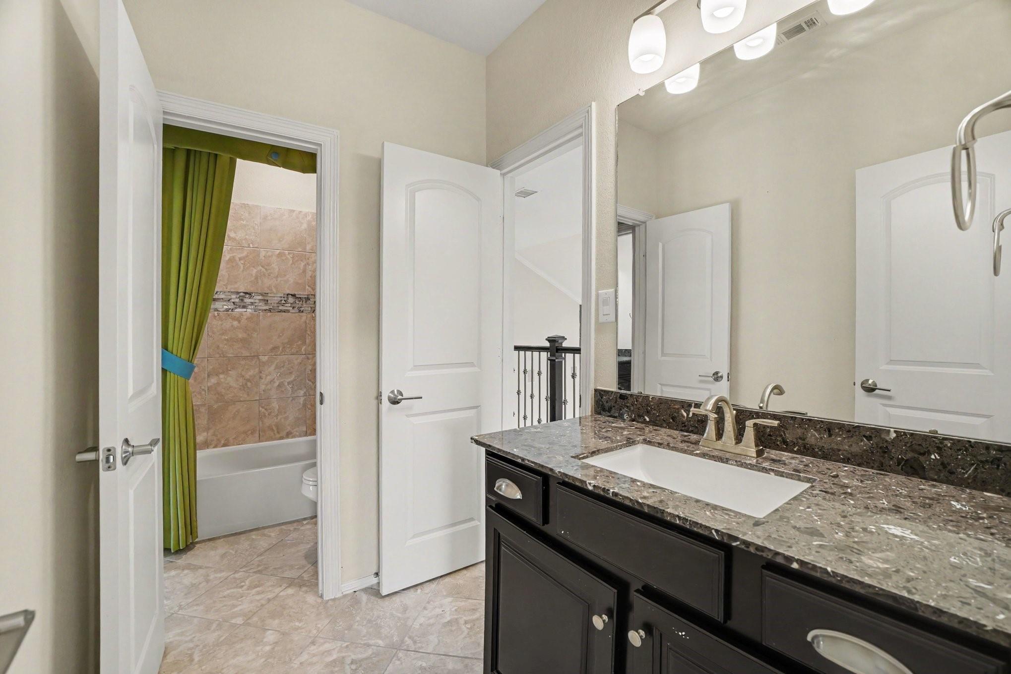 3810 Everly Bend Drive Property Photo 30