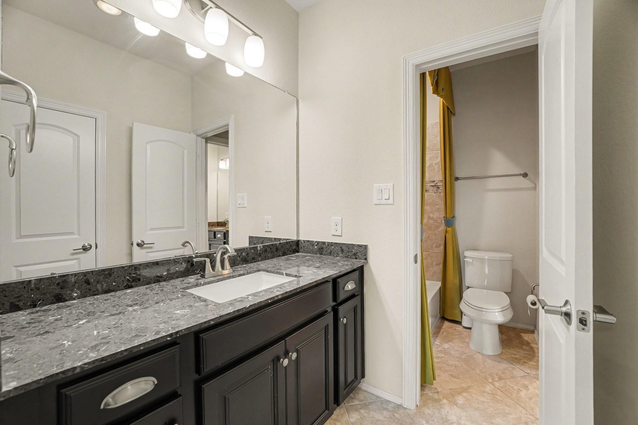 3810 Everly Bend Drive Property Photo 33