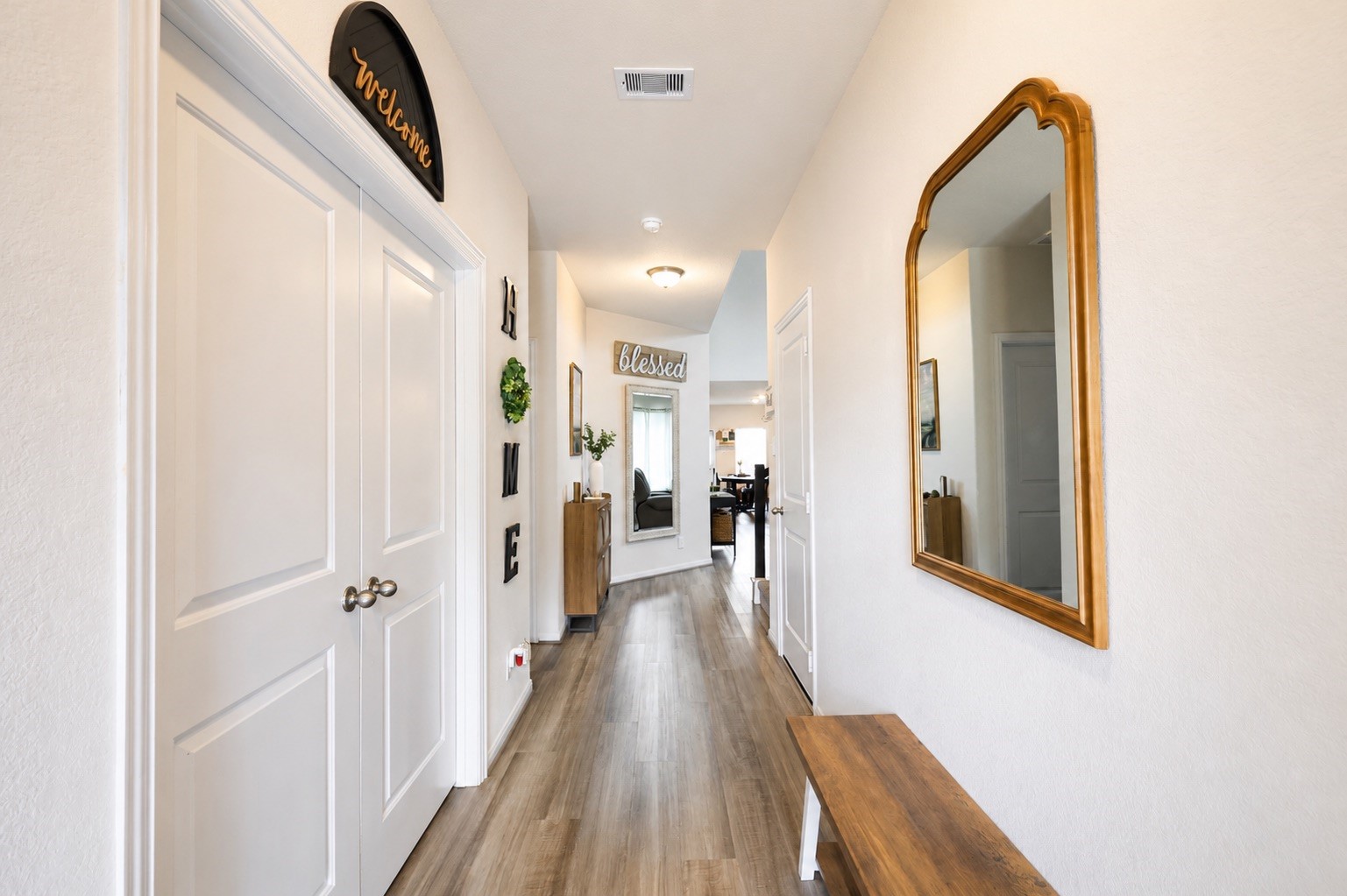 11012 32nd Avenue N Property Photo 5