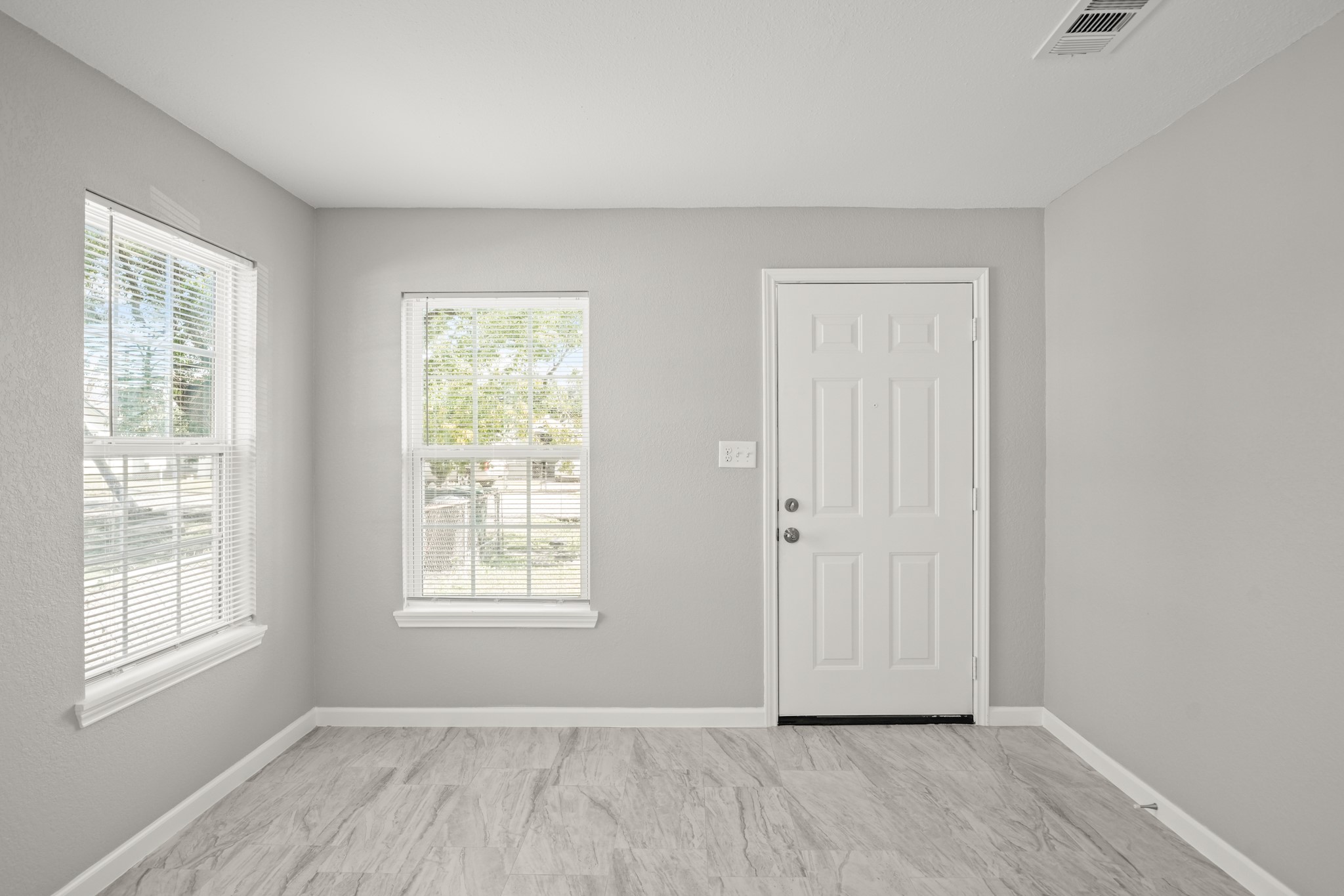618 Hoffman Street Property Photo 5