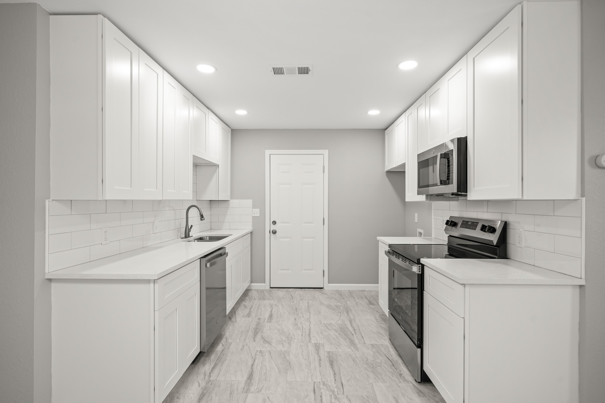 618 Hoffman Street Property Photo 11