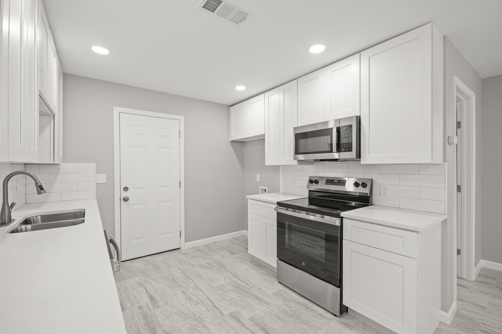 618 Hoffman Street Property Photo 12