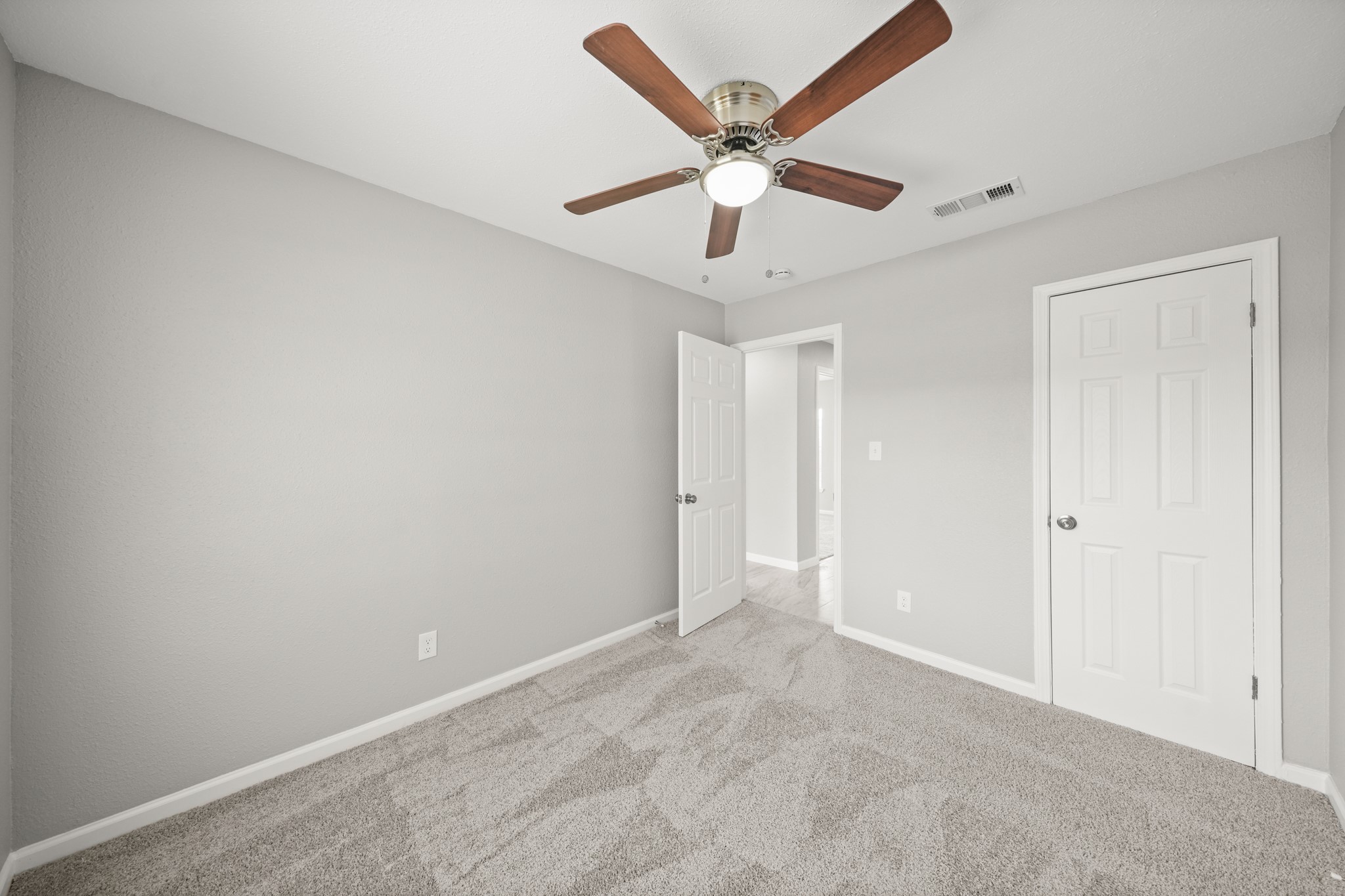 618 Hoffman Street Property Photo 19