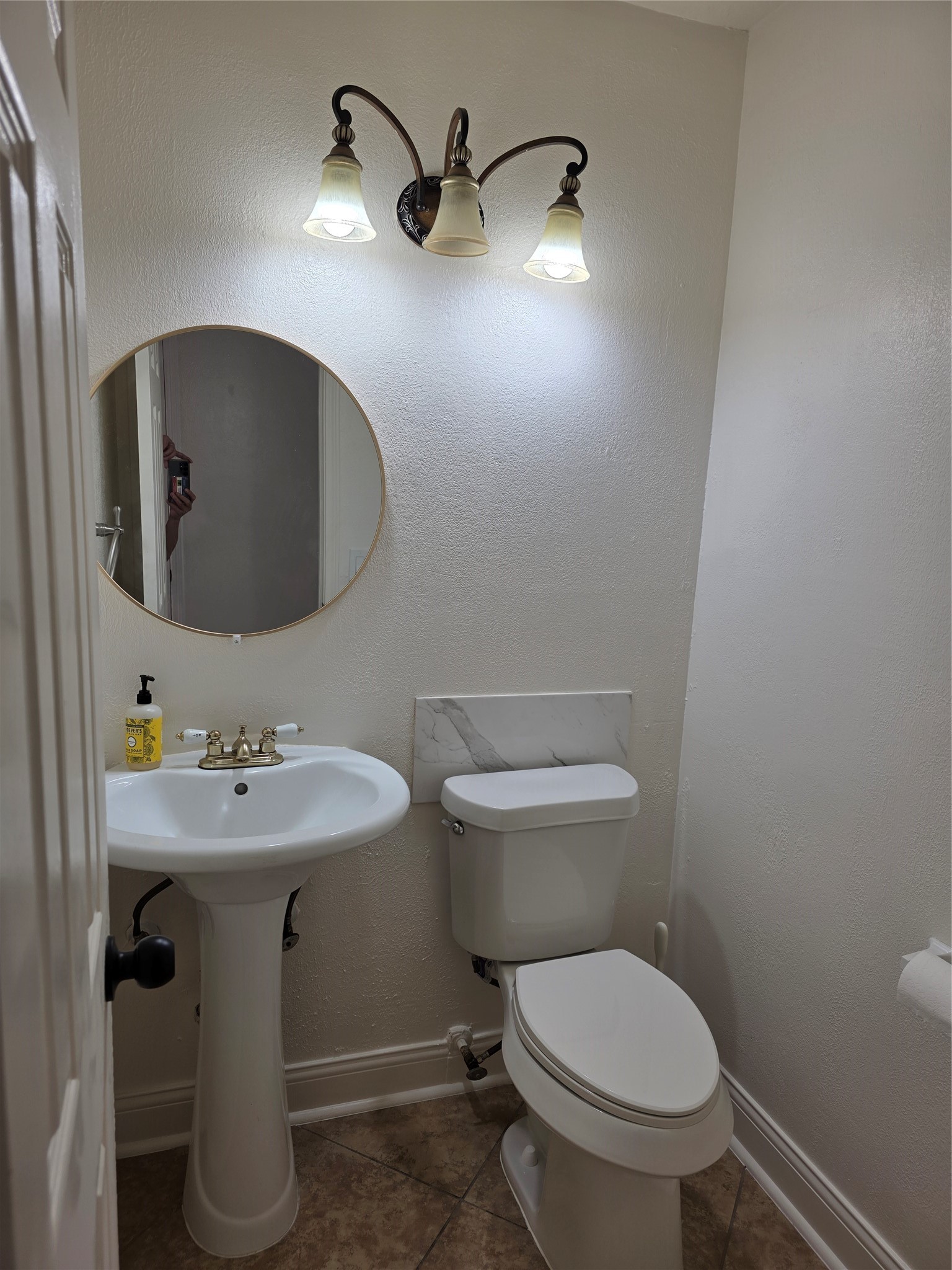 8819 Rocky Valley Drive Property Photo 10