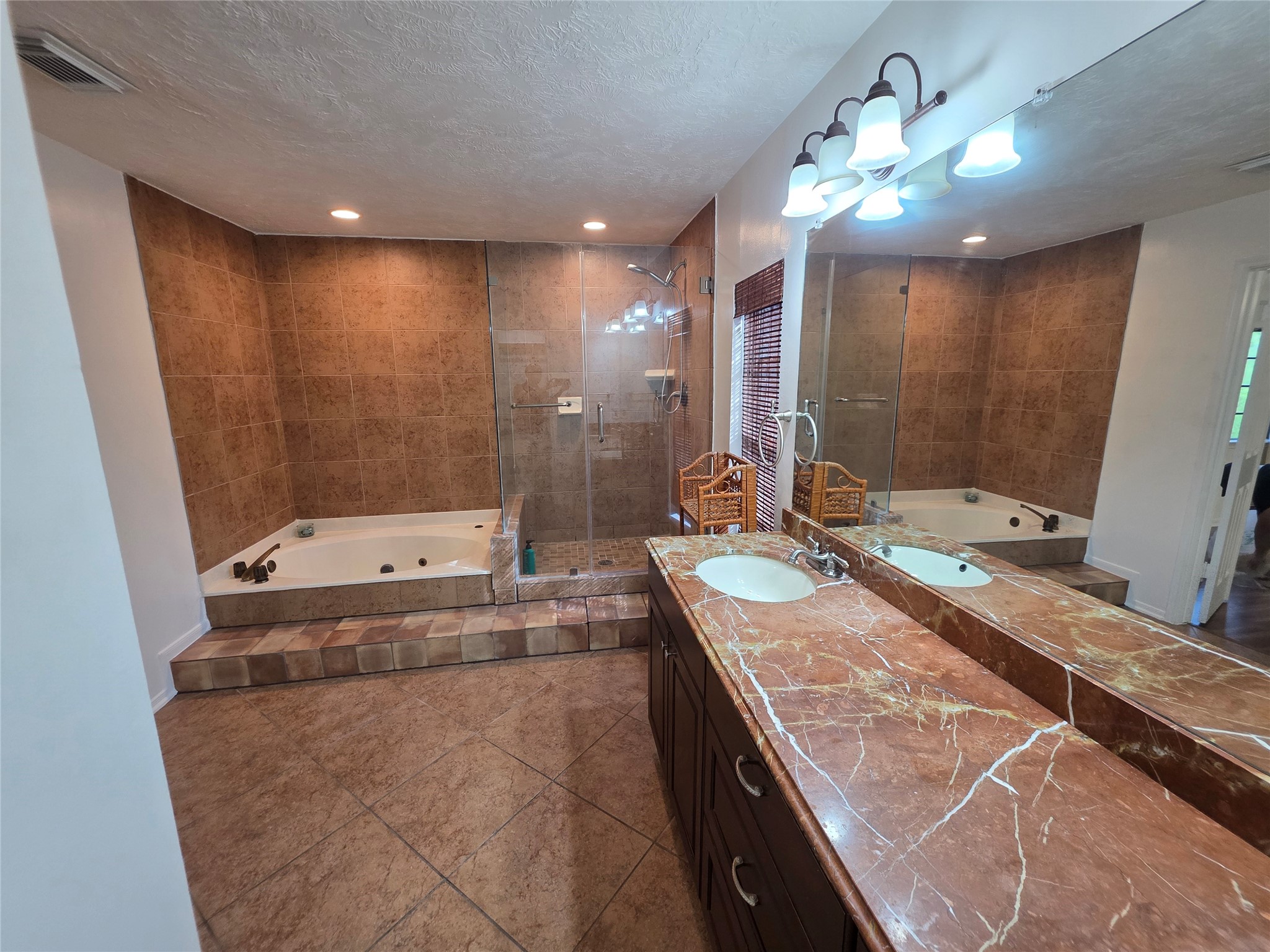 8819 Rocky Valley Drive Property Photo 27