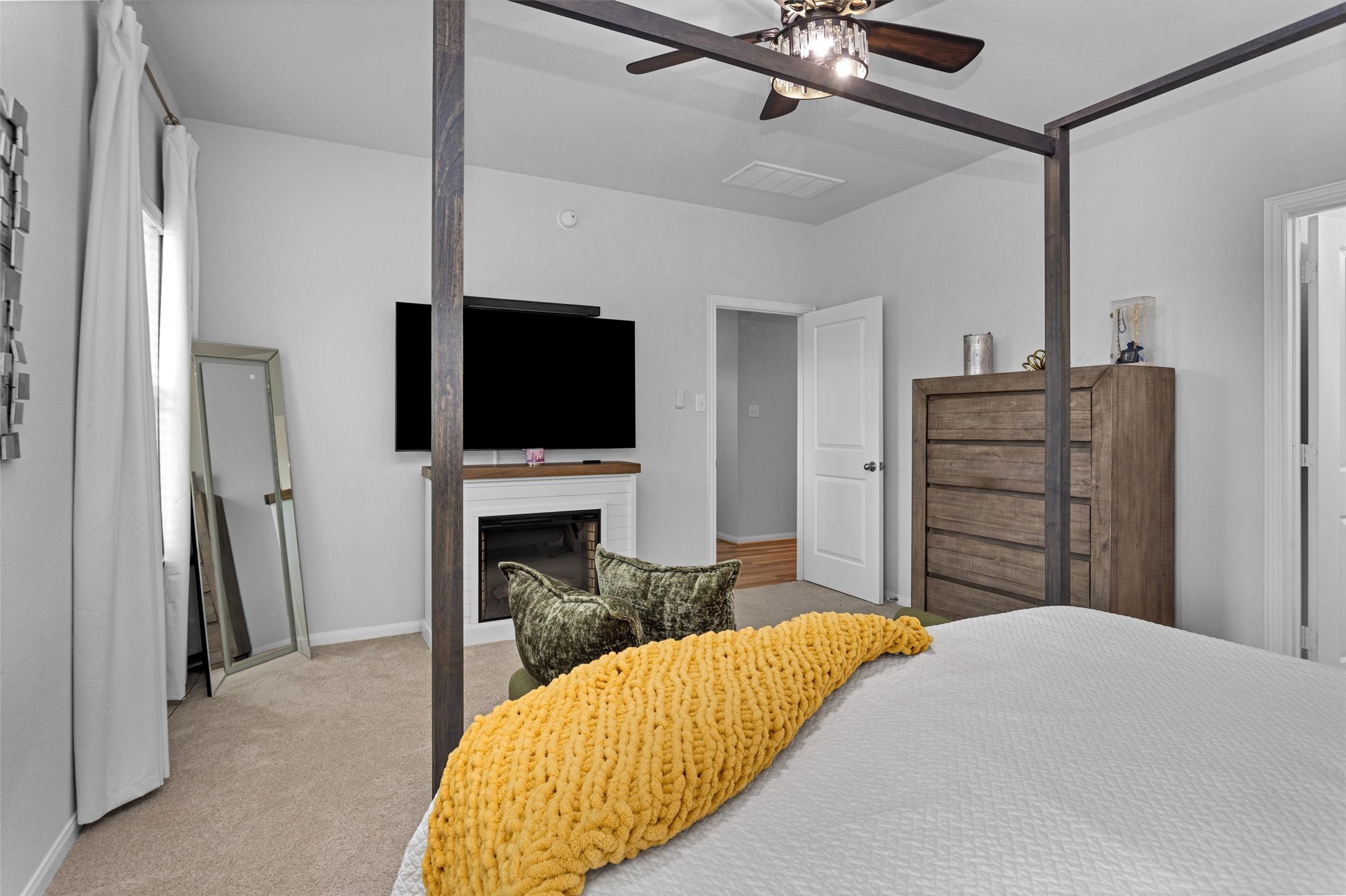16318 Westley Ridge Drive Property Photo 20
