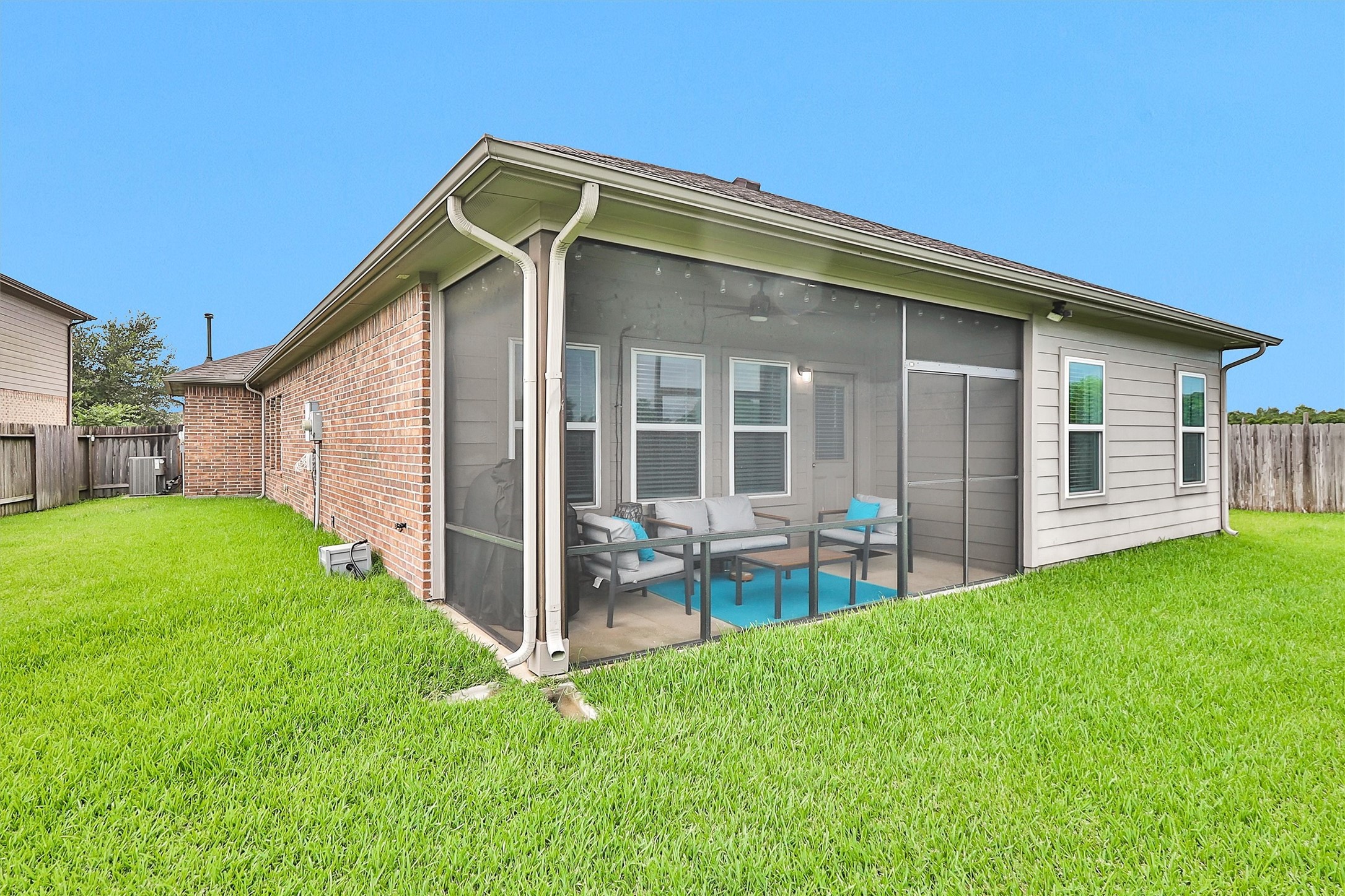16318 Westley Ridge Drive Property Photo 28