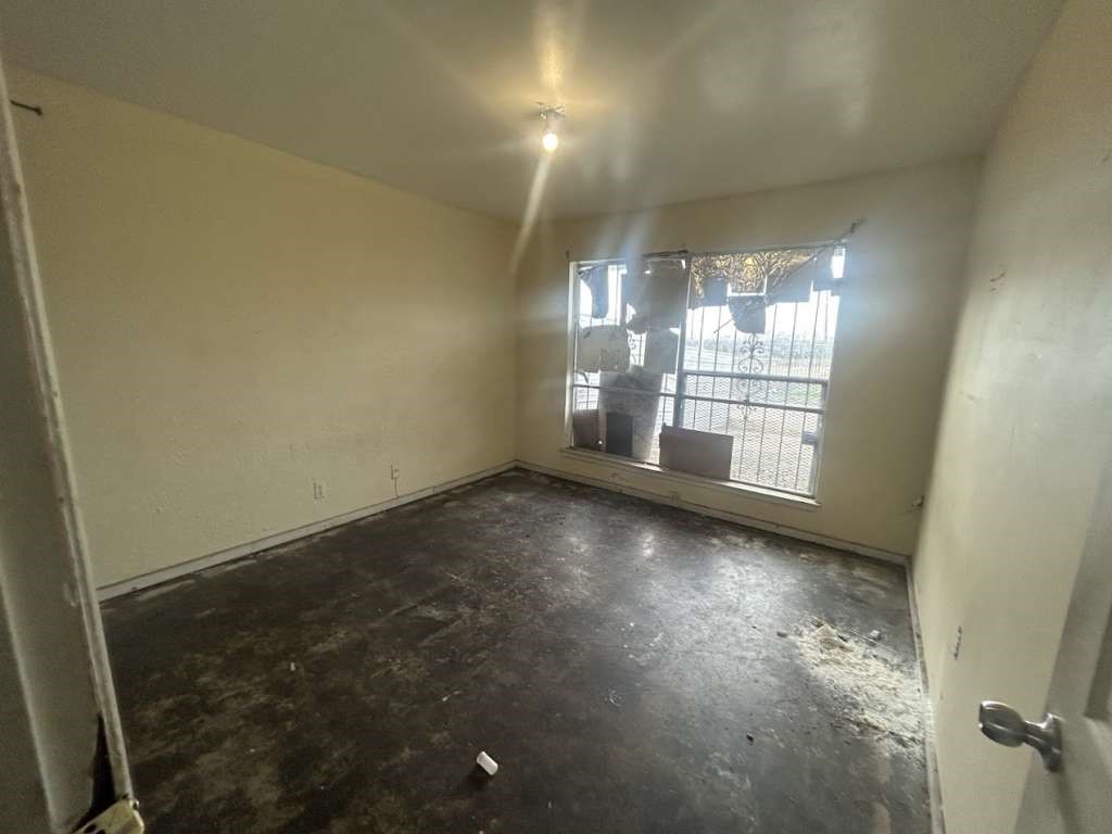 7214 Glen Mist Property Photo 4
