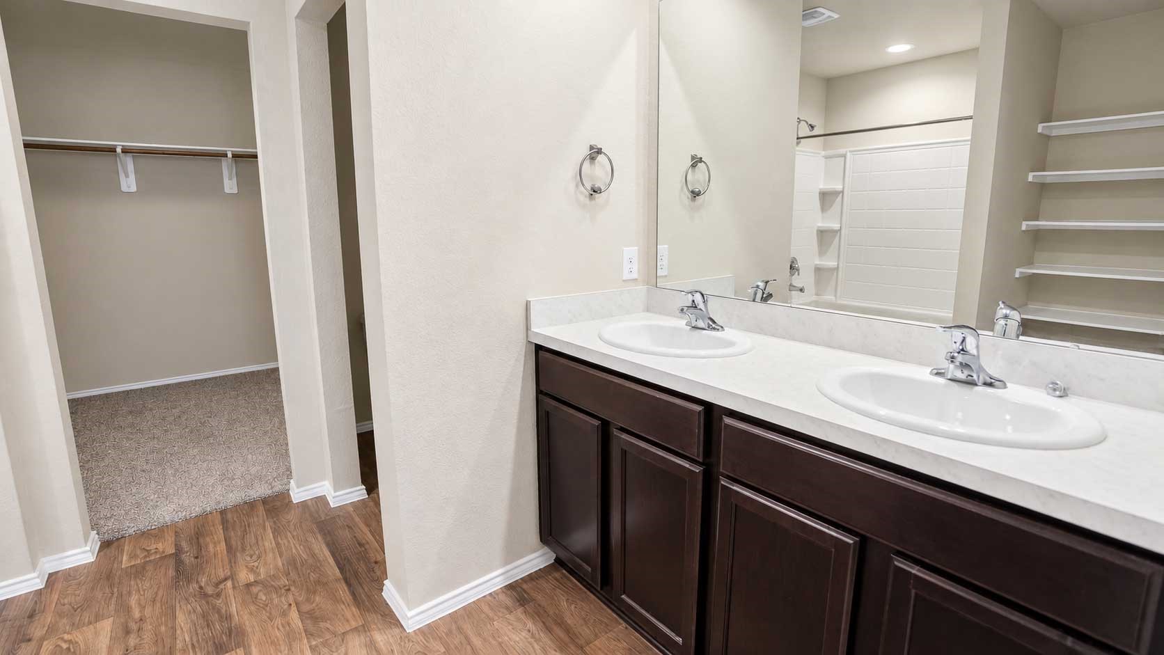 2455 Sutton Hollow Court Property Photo 13