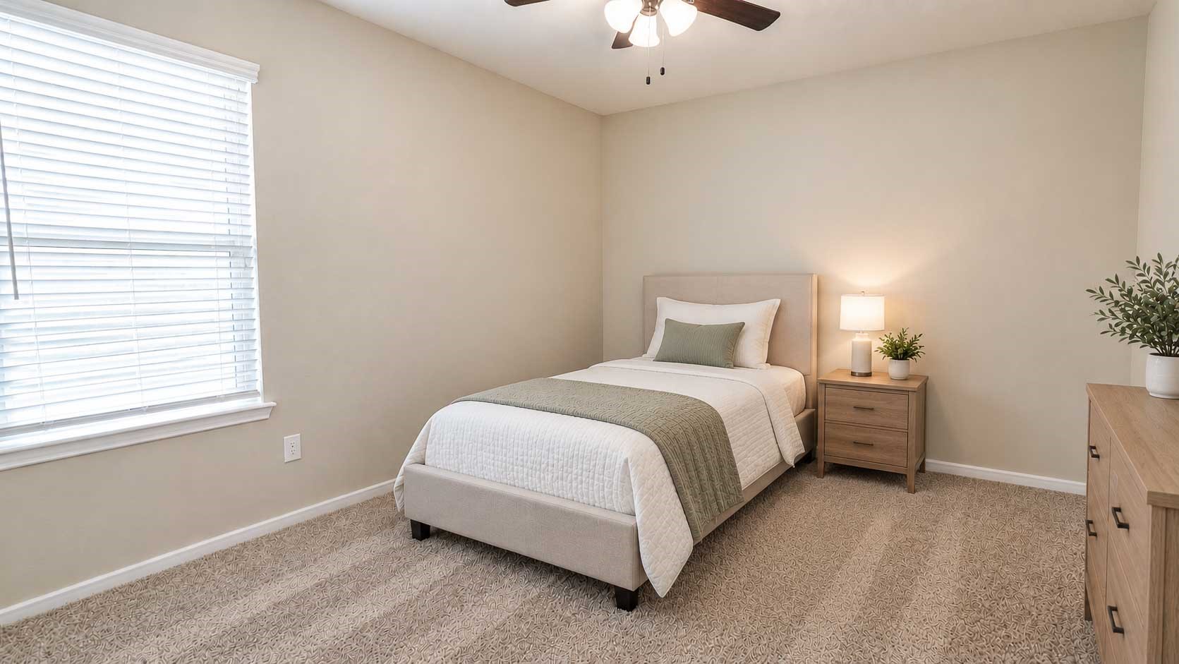 2455 Sutton Hollow Court Property Photo 14